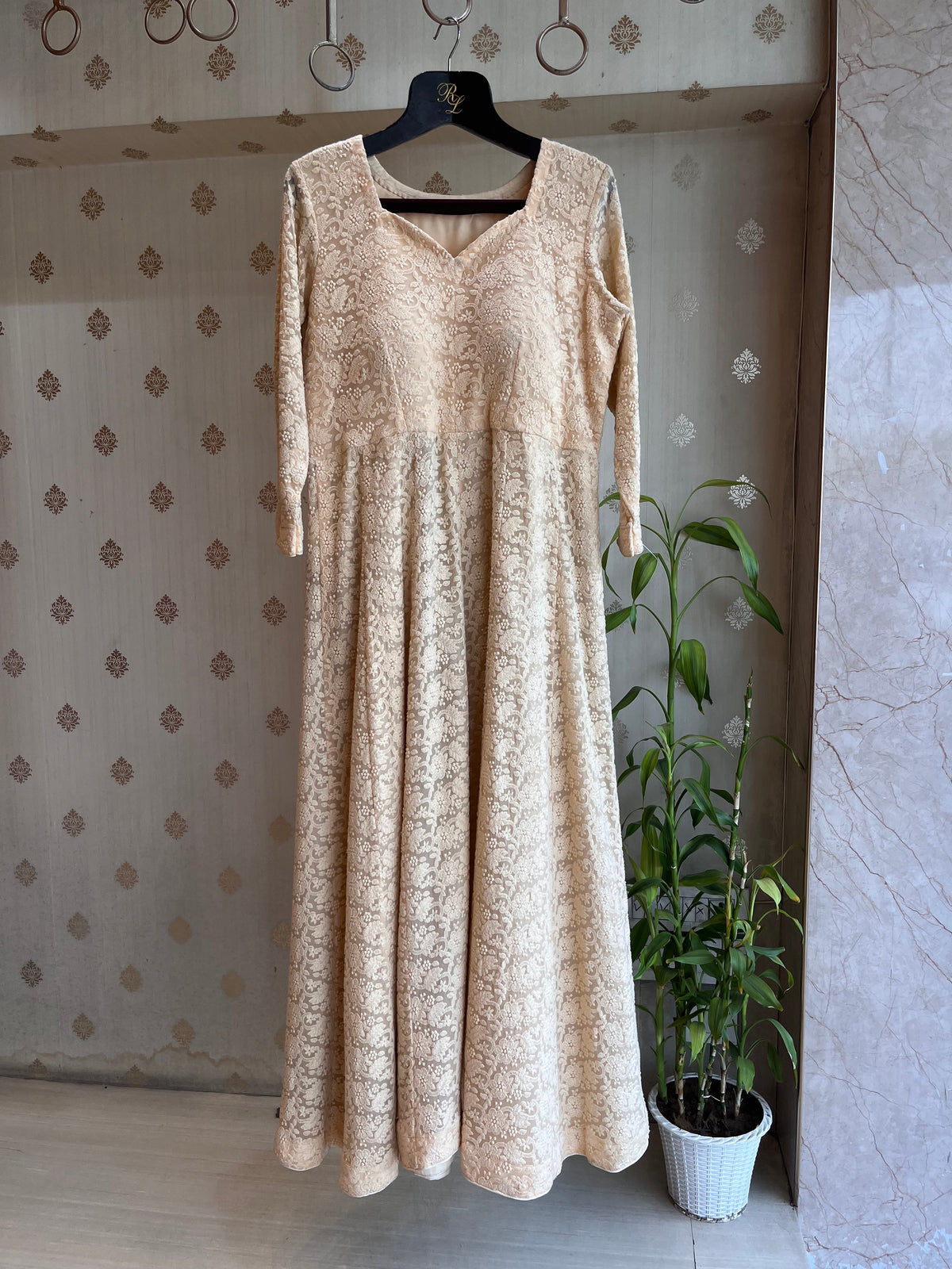 chikankari anarkali kurta