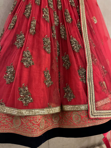 layered net lehenga set