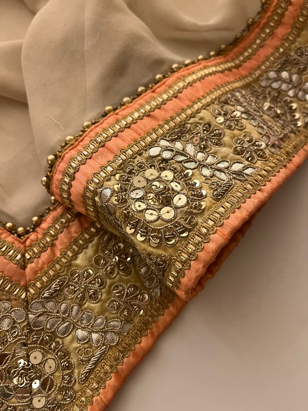 Pure Georgette Crème Saree