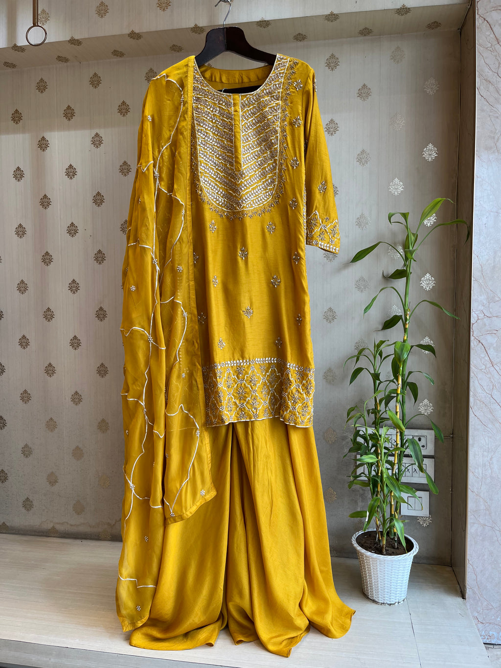 mustard Gotta Patti Suit set