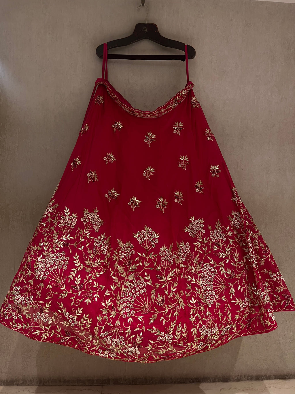 Meera in Raani pink lehenga set