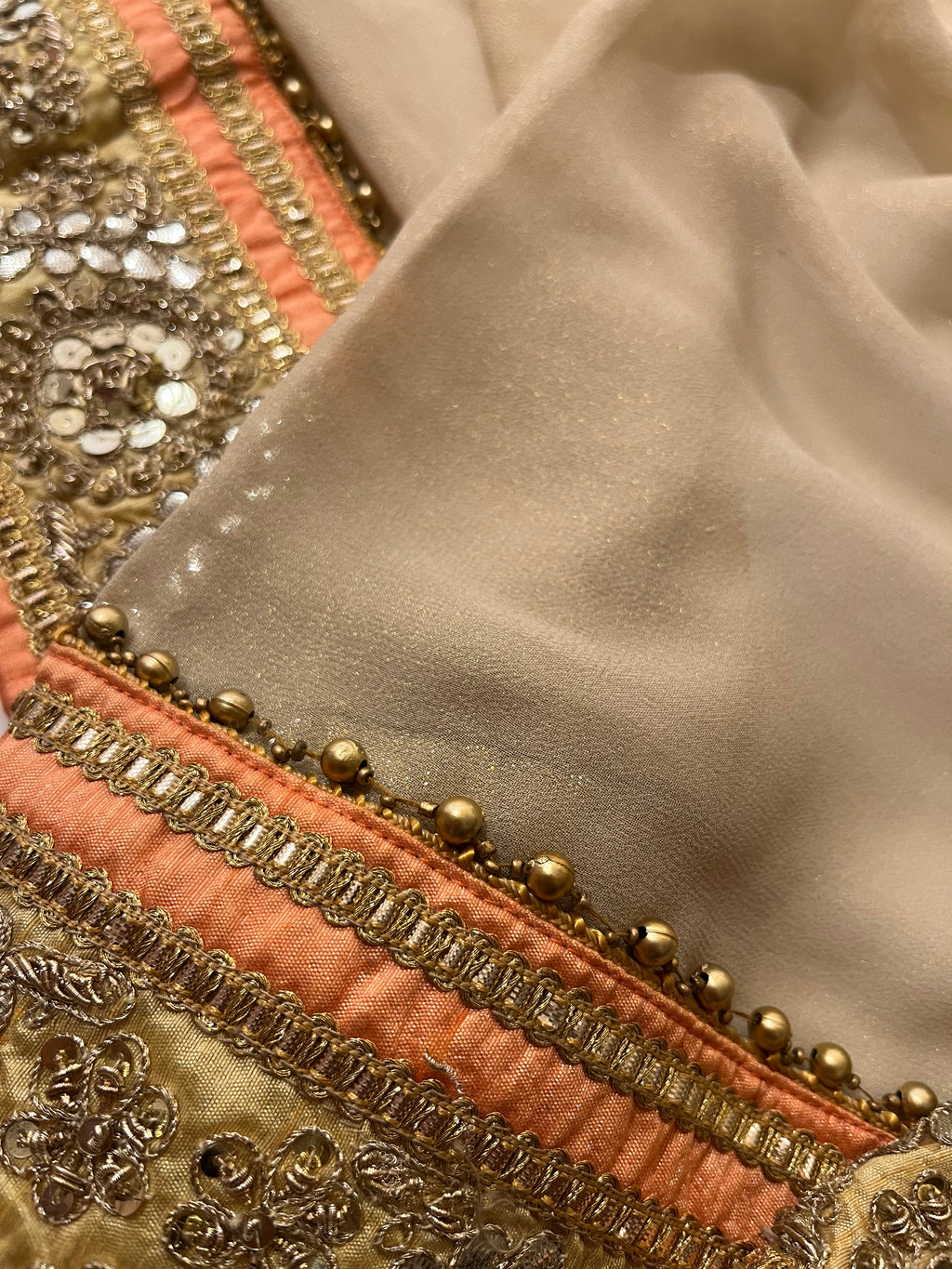 Pure Georgette Crème Saree