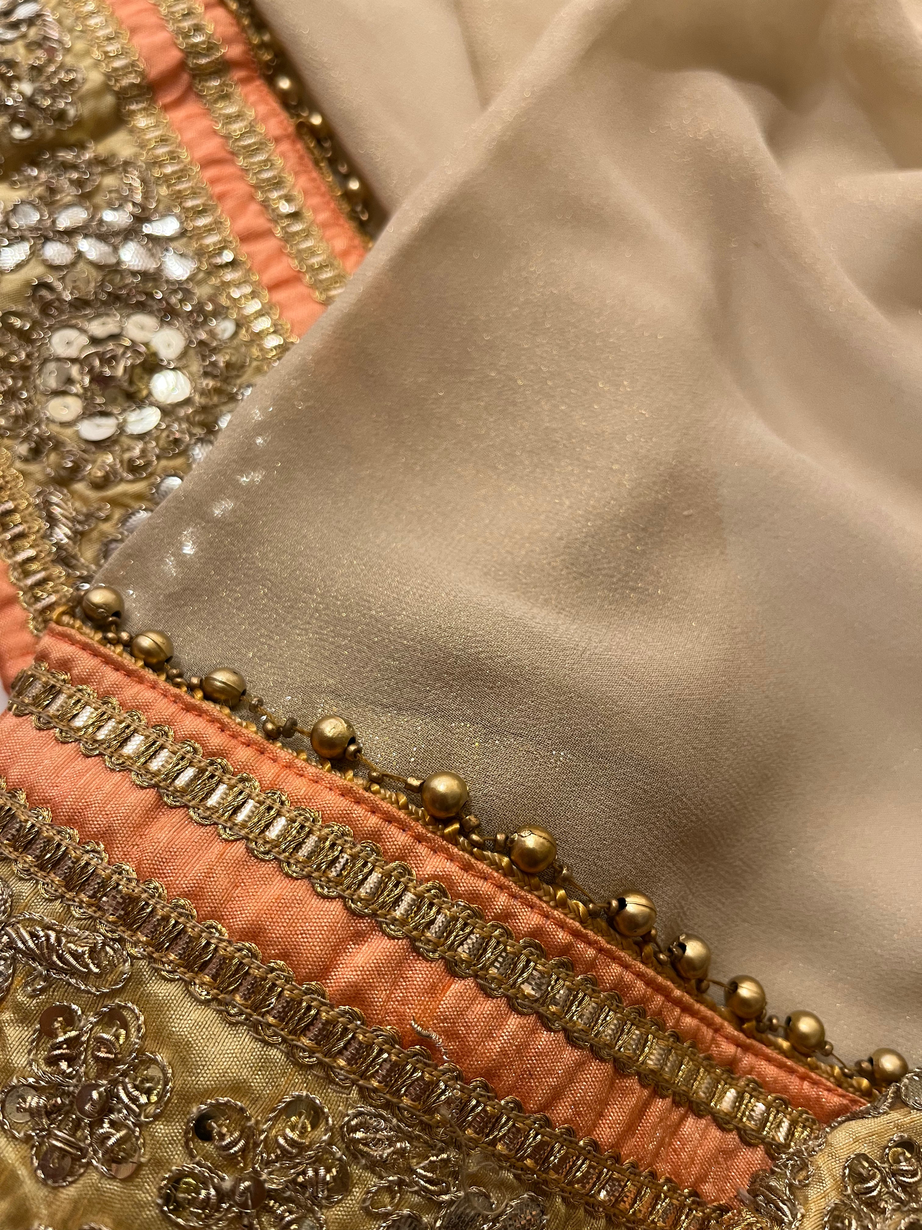 Pure Georgette Crème Saree