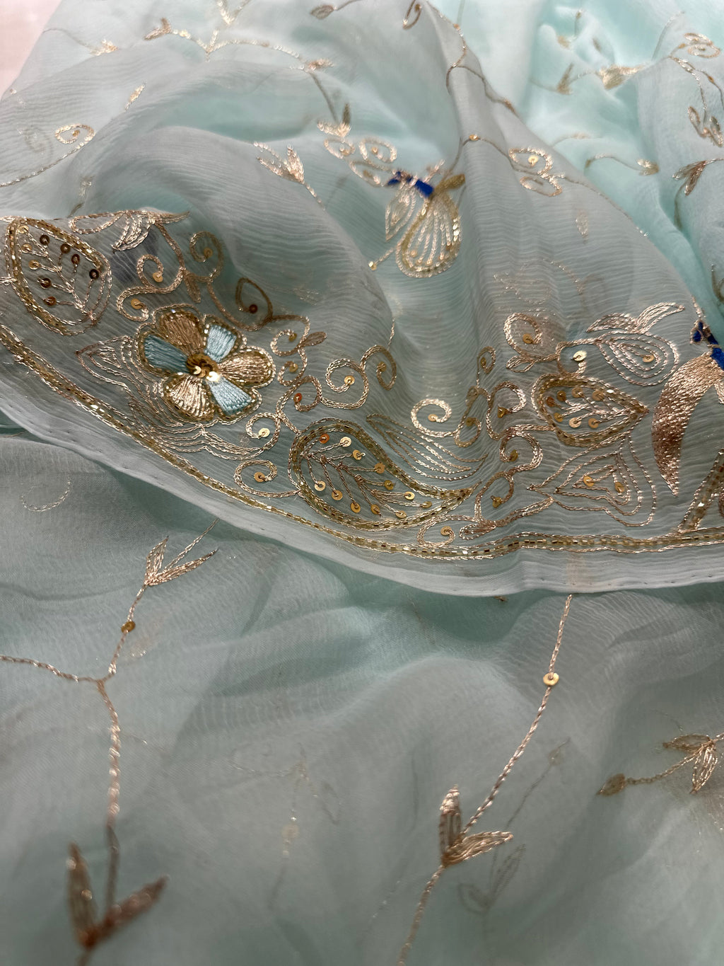 Baisaa Jaipuri Aari work saree