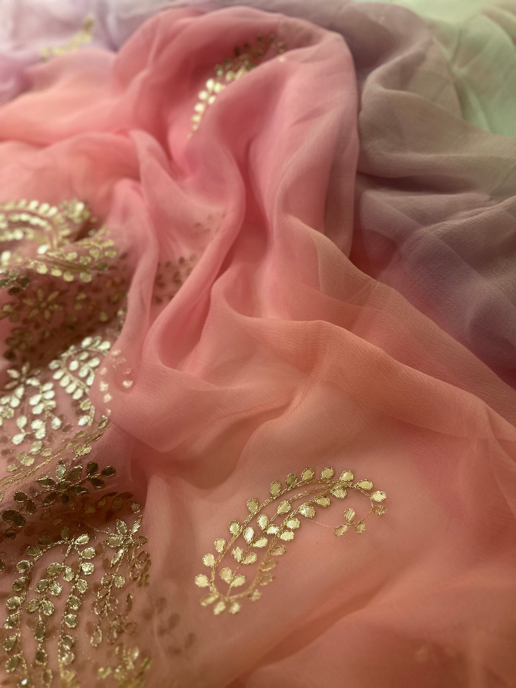 Handwork Gotapatti aaritari saree