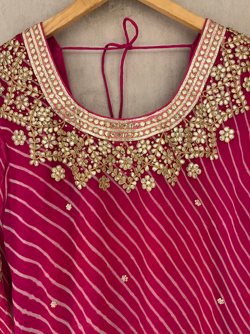 Pink Leheriya Kurti