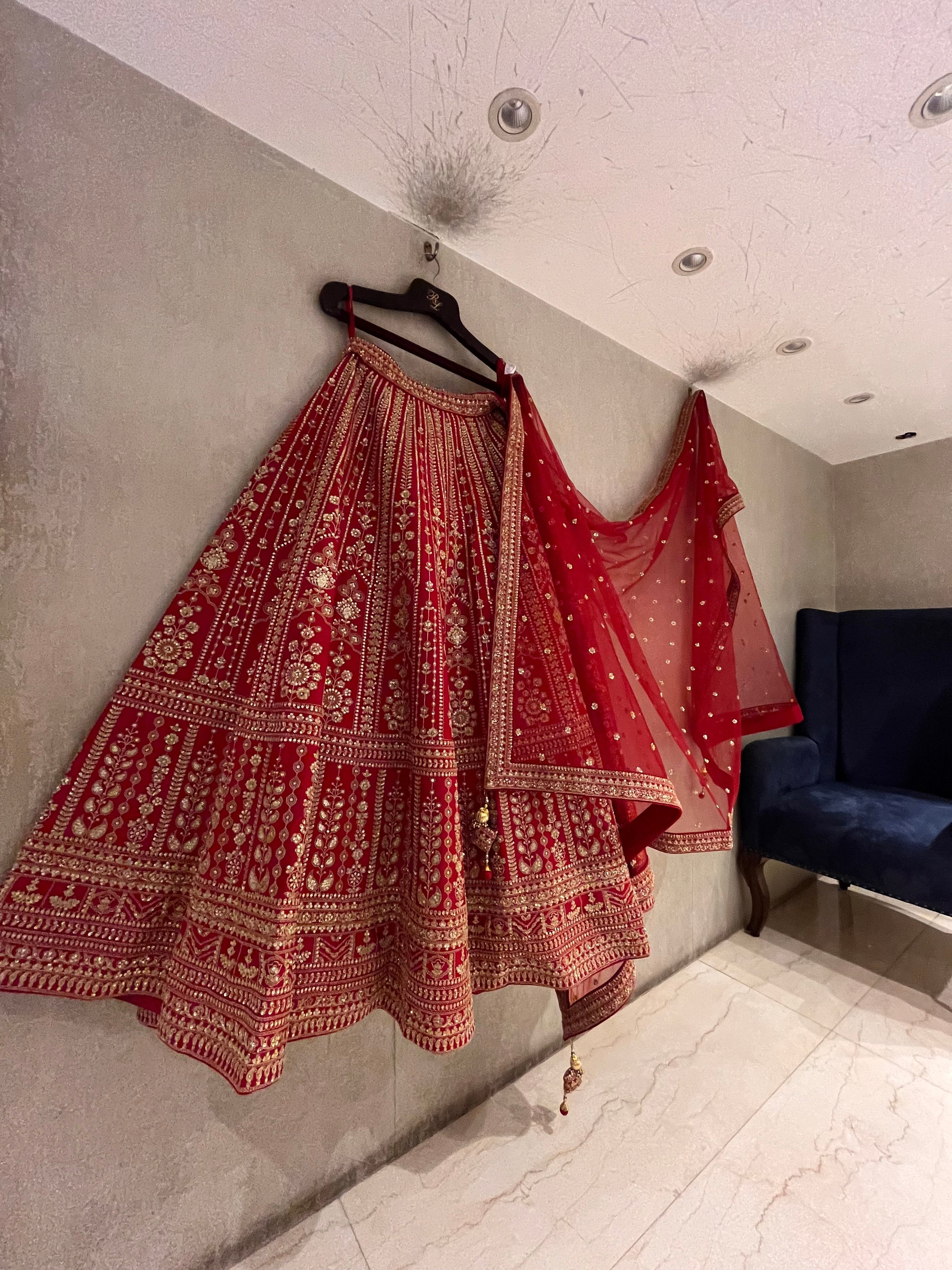 Zari Bridal lehenga set
