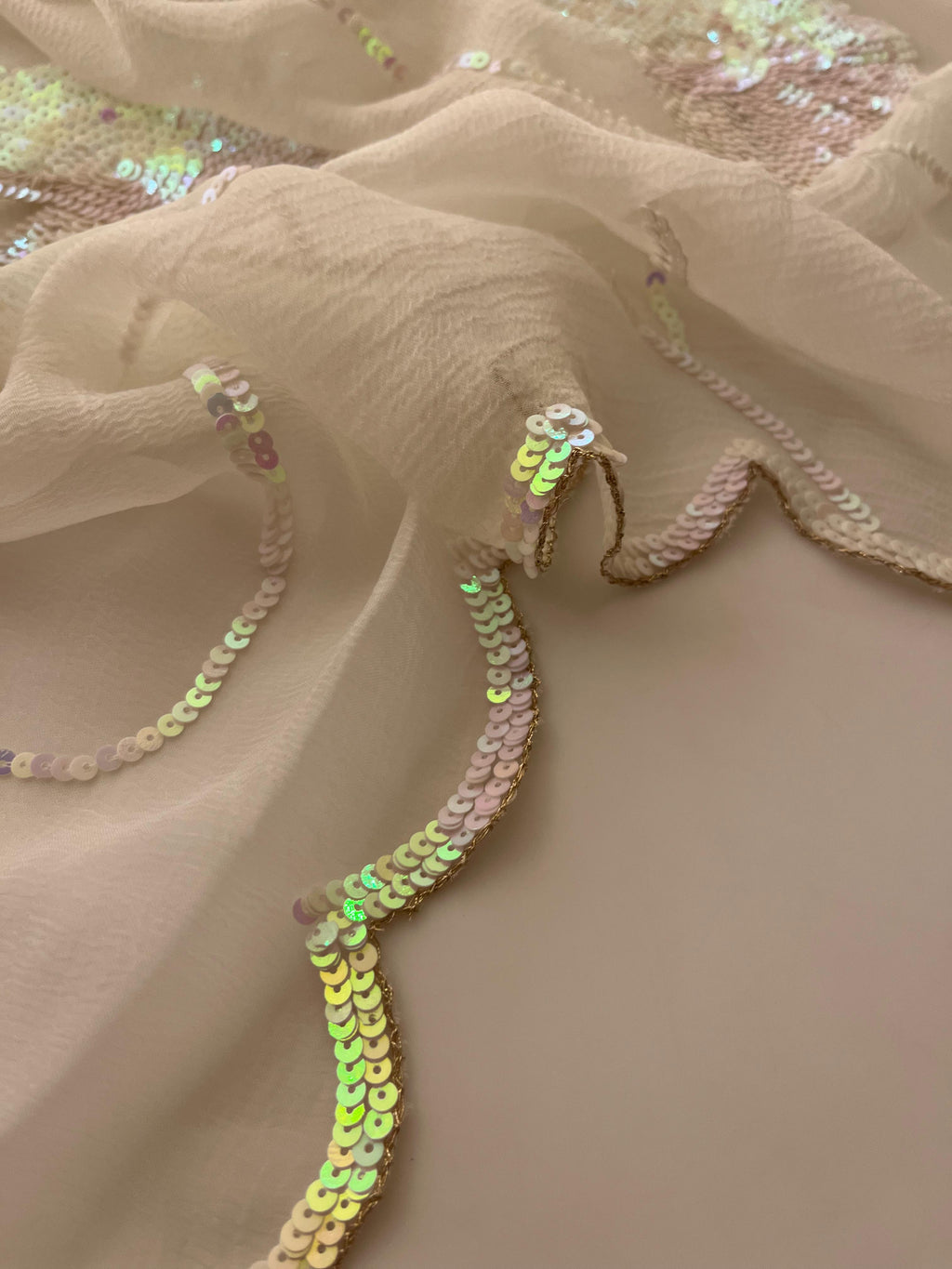 Glam Queen in Ivory