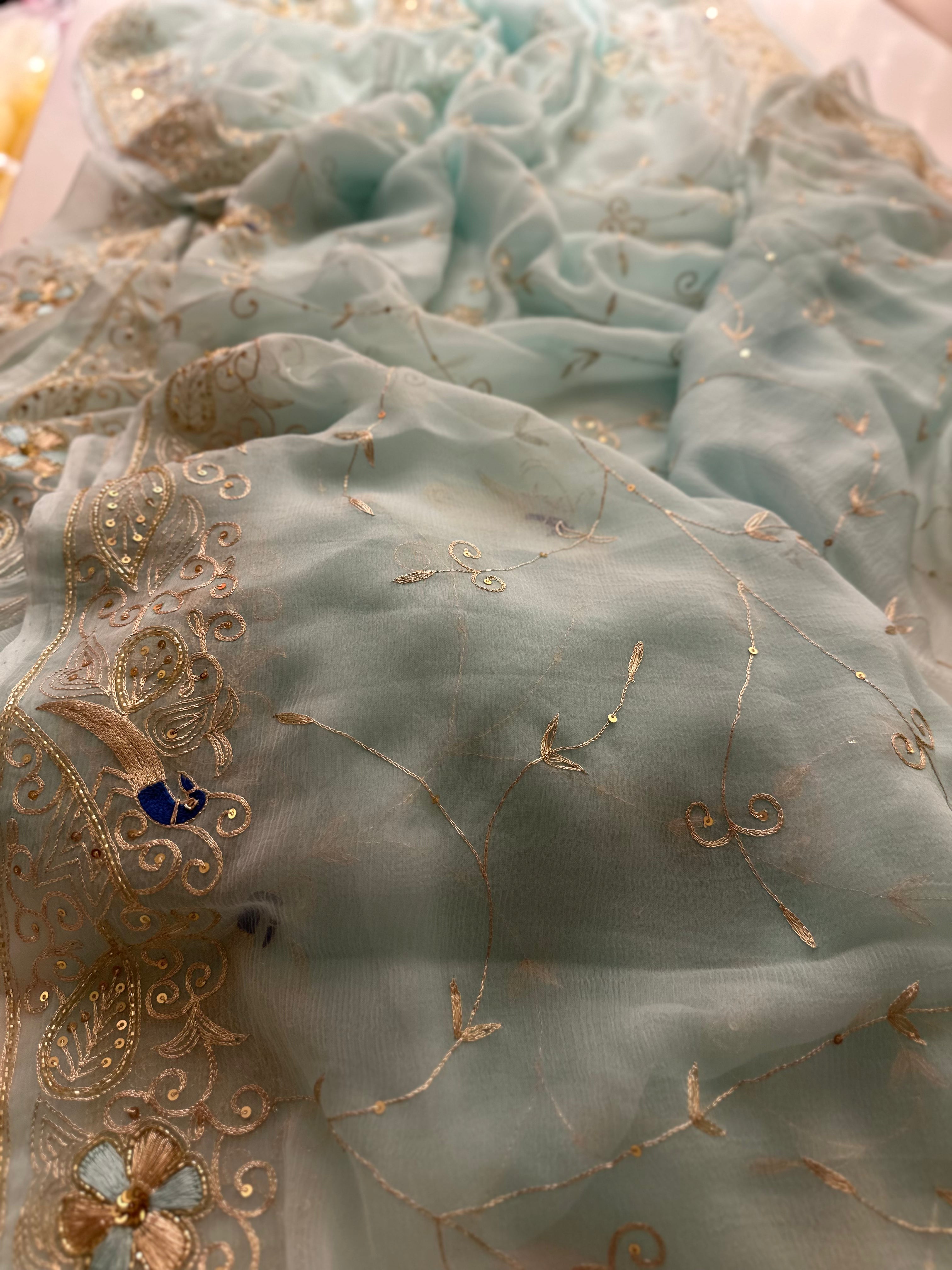 Baisaa Jaipuri Aari work saree