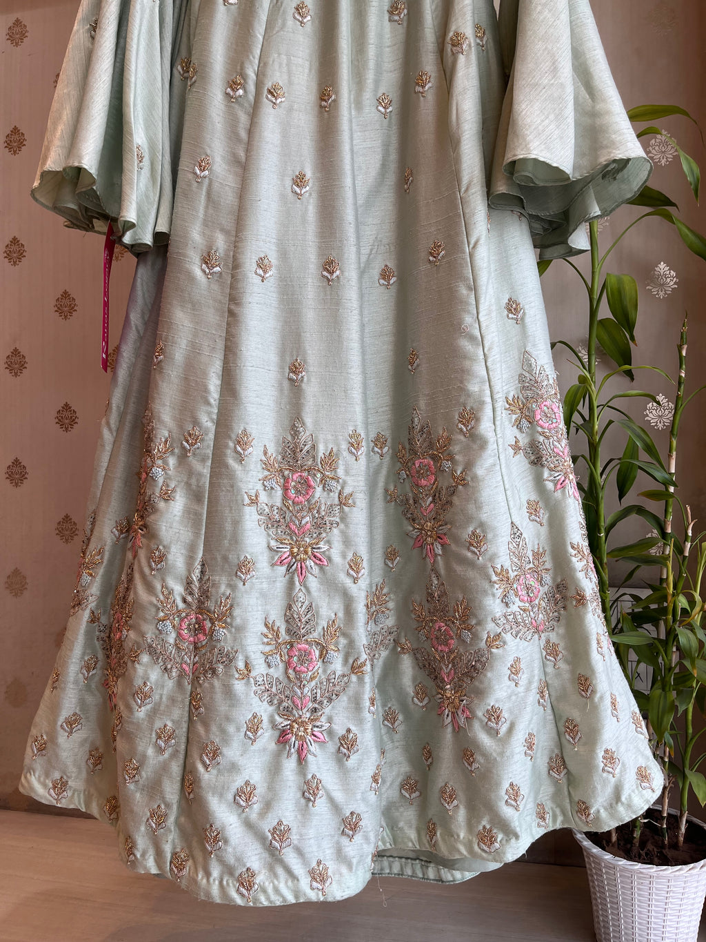 Indo-western Zardozi set