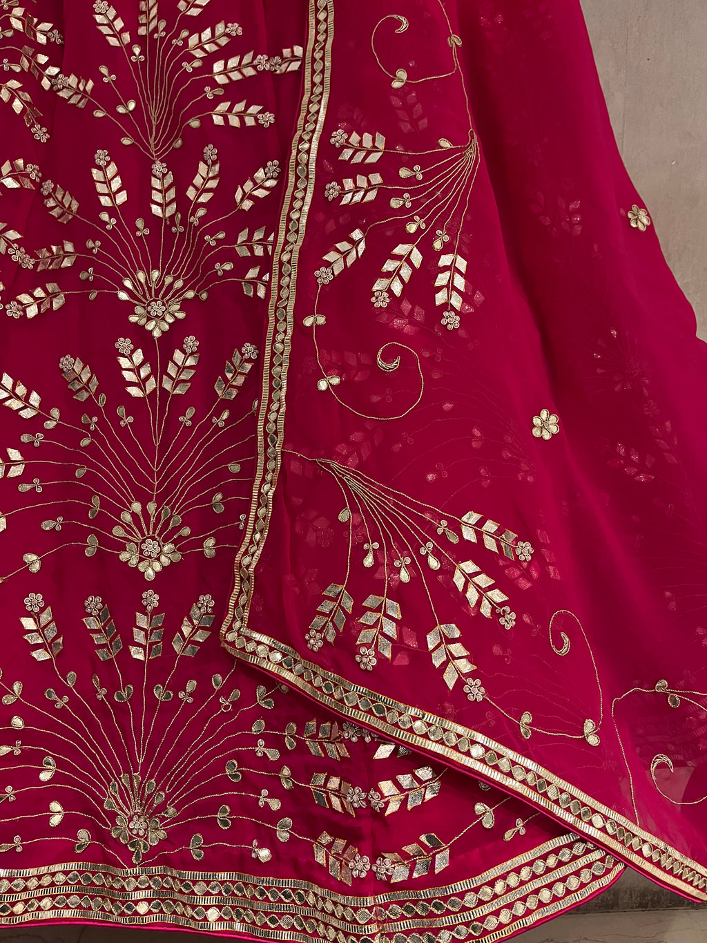 gauri Raani Lehenga set