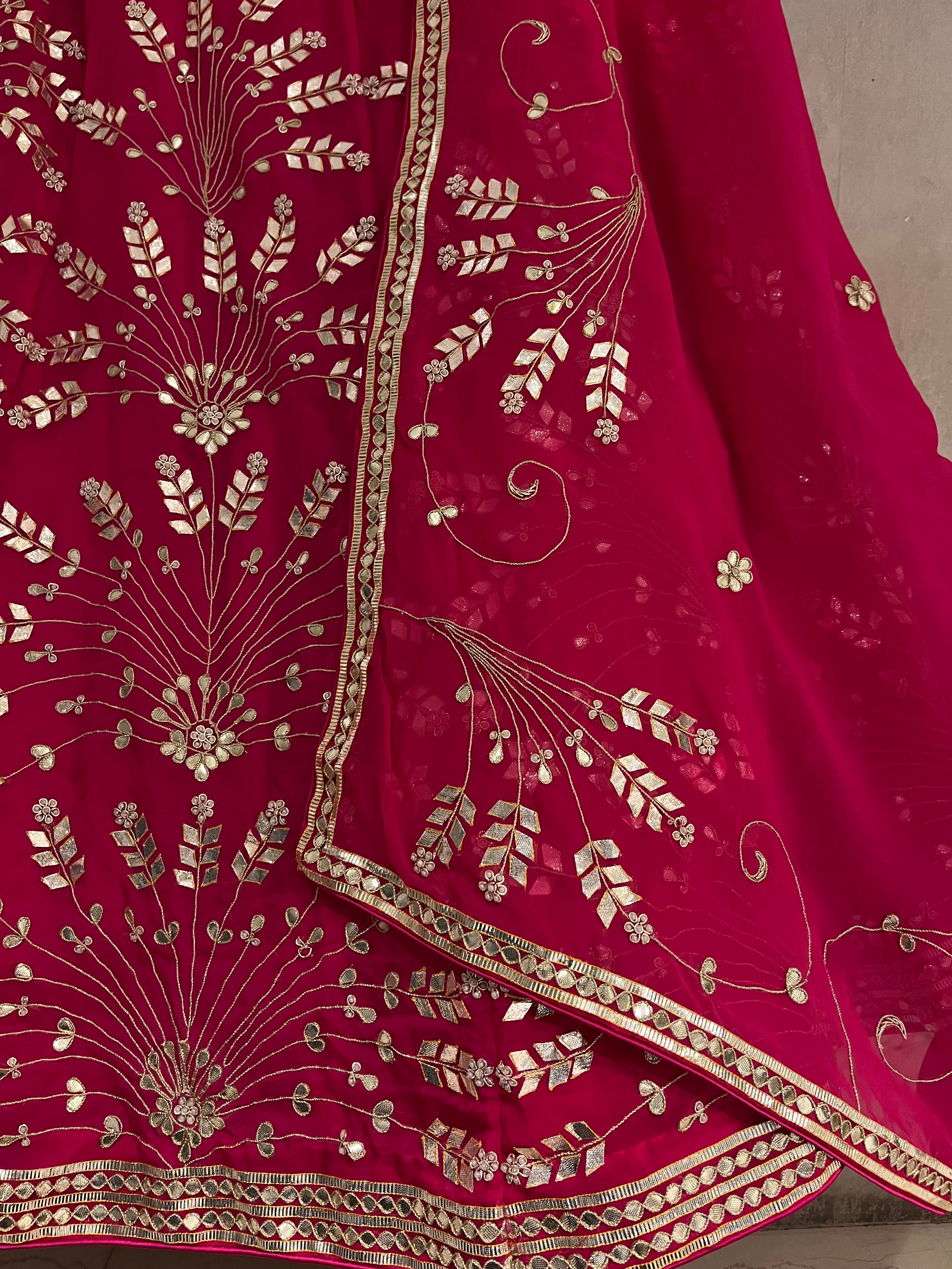 gauri Raani Lehenga set