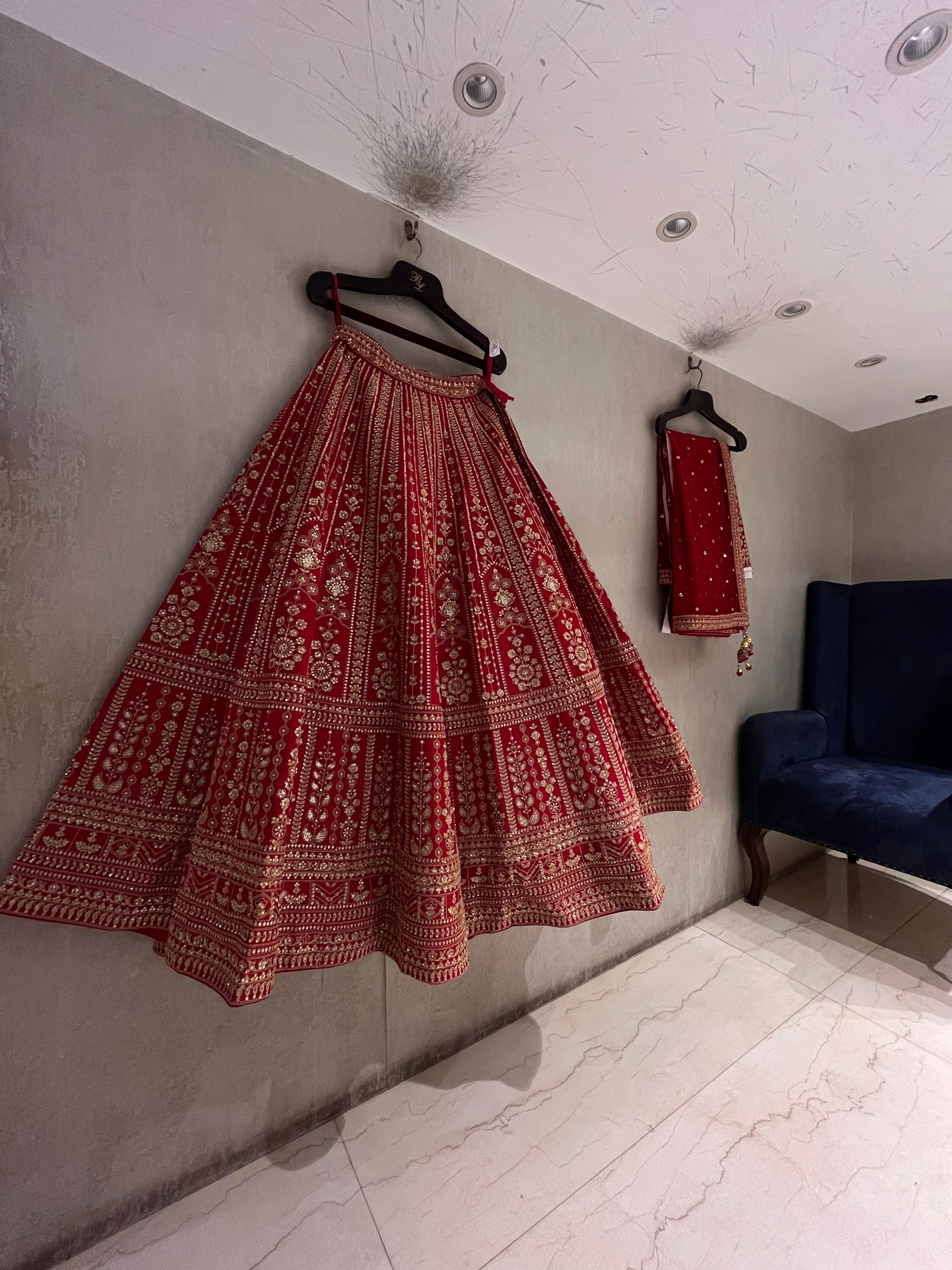 Zari Bridal lehenga set