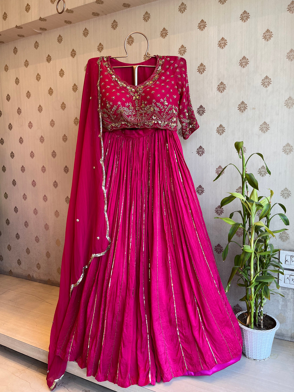 Raani Crushed lehenga set