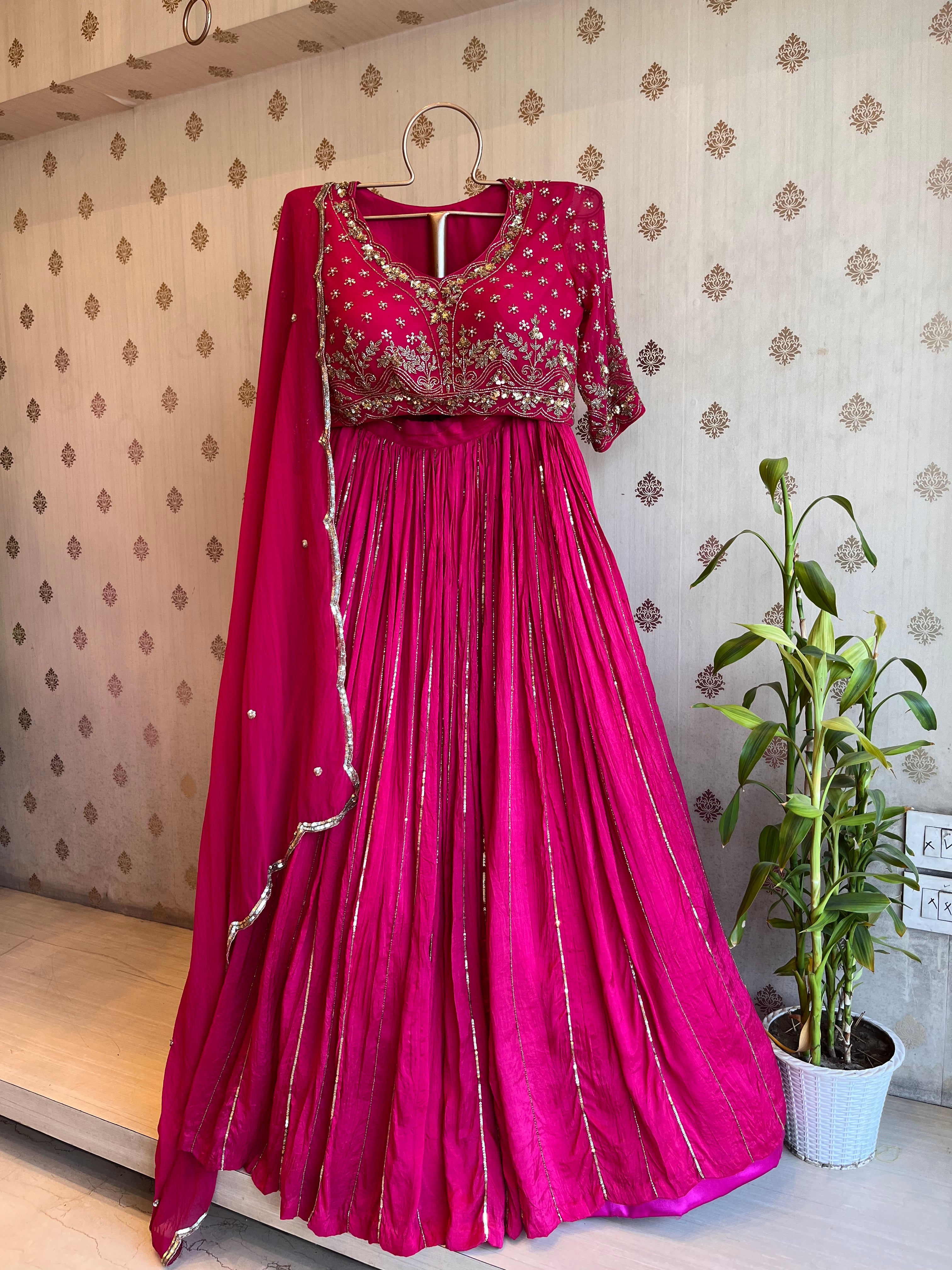Raani Crushed lehenga set