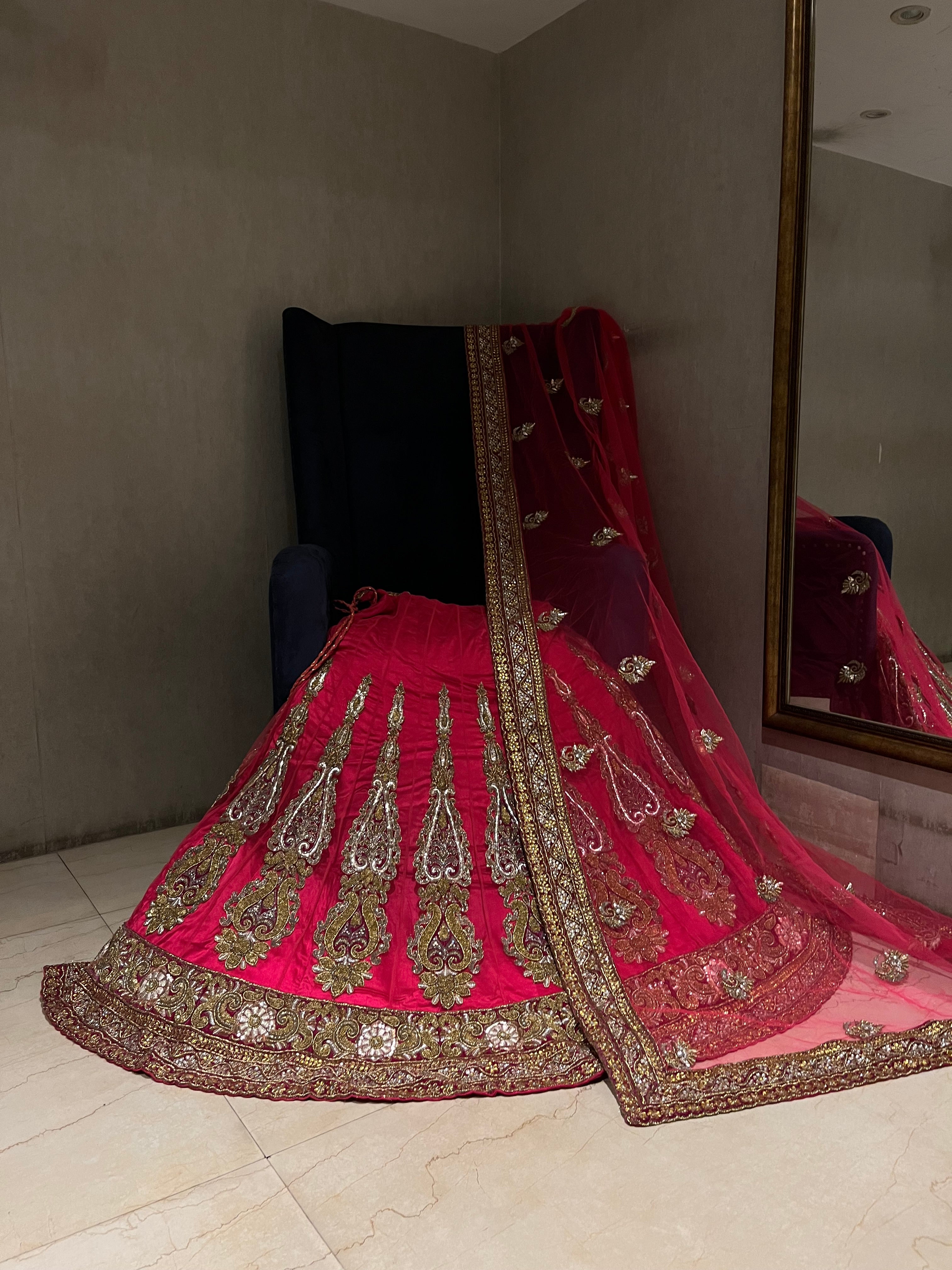 Raani Pink Traditional Net lehenga set