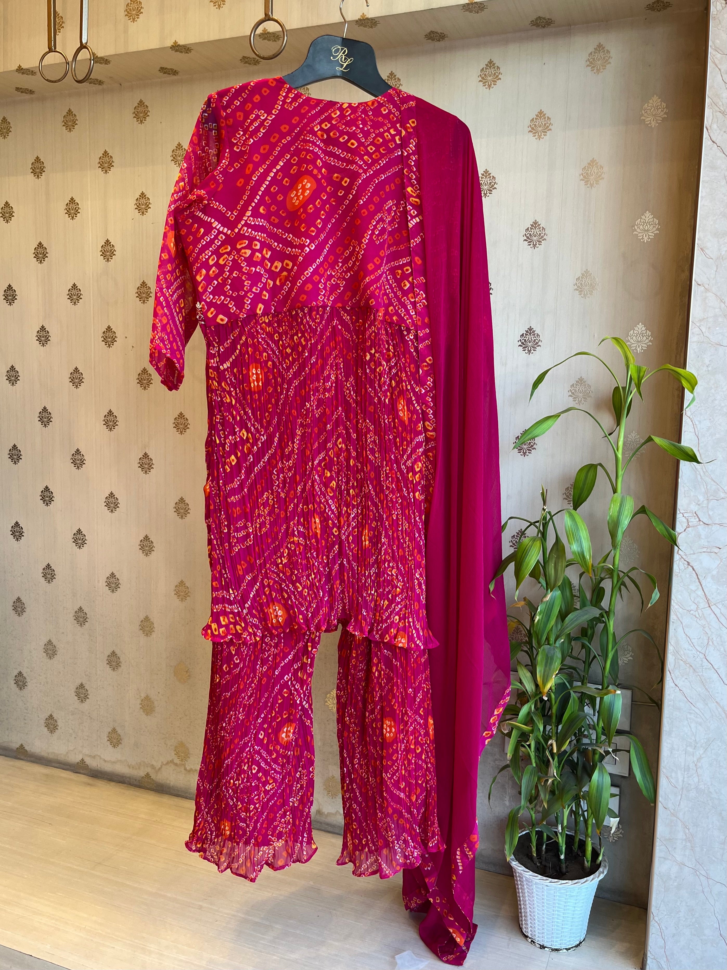 Alia Style Pink Bandej Suit