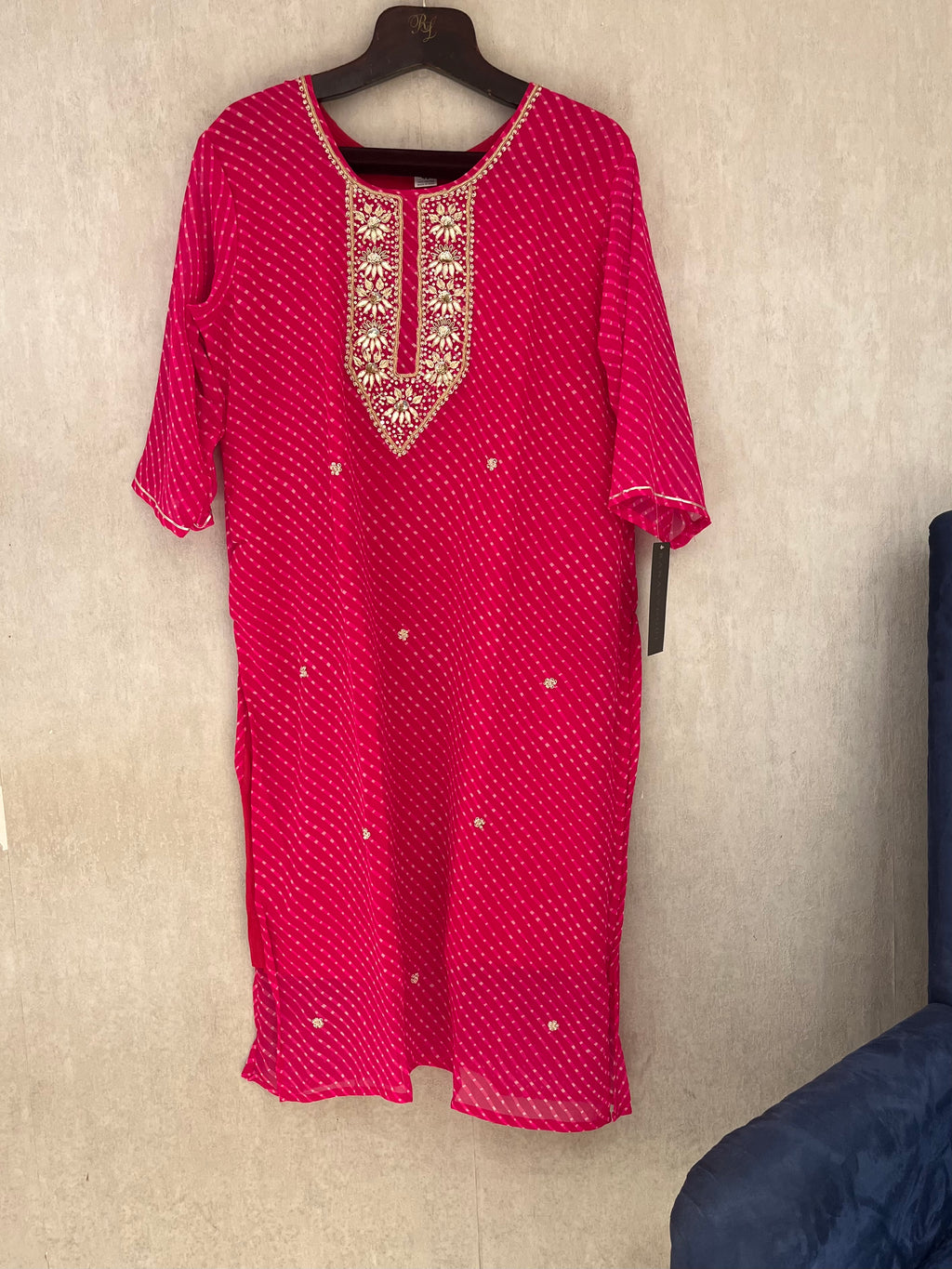 Pink Leheriya Kurti