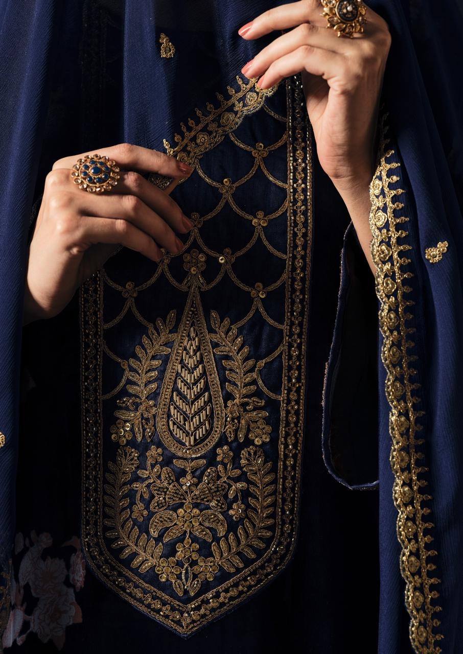 Makhmal stitched suit