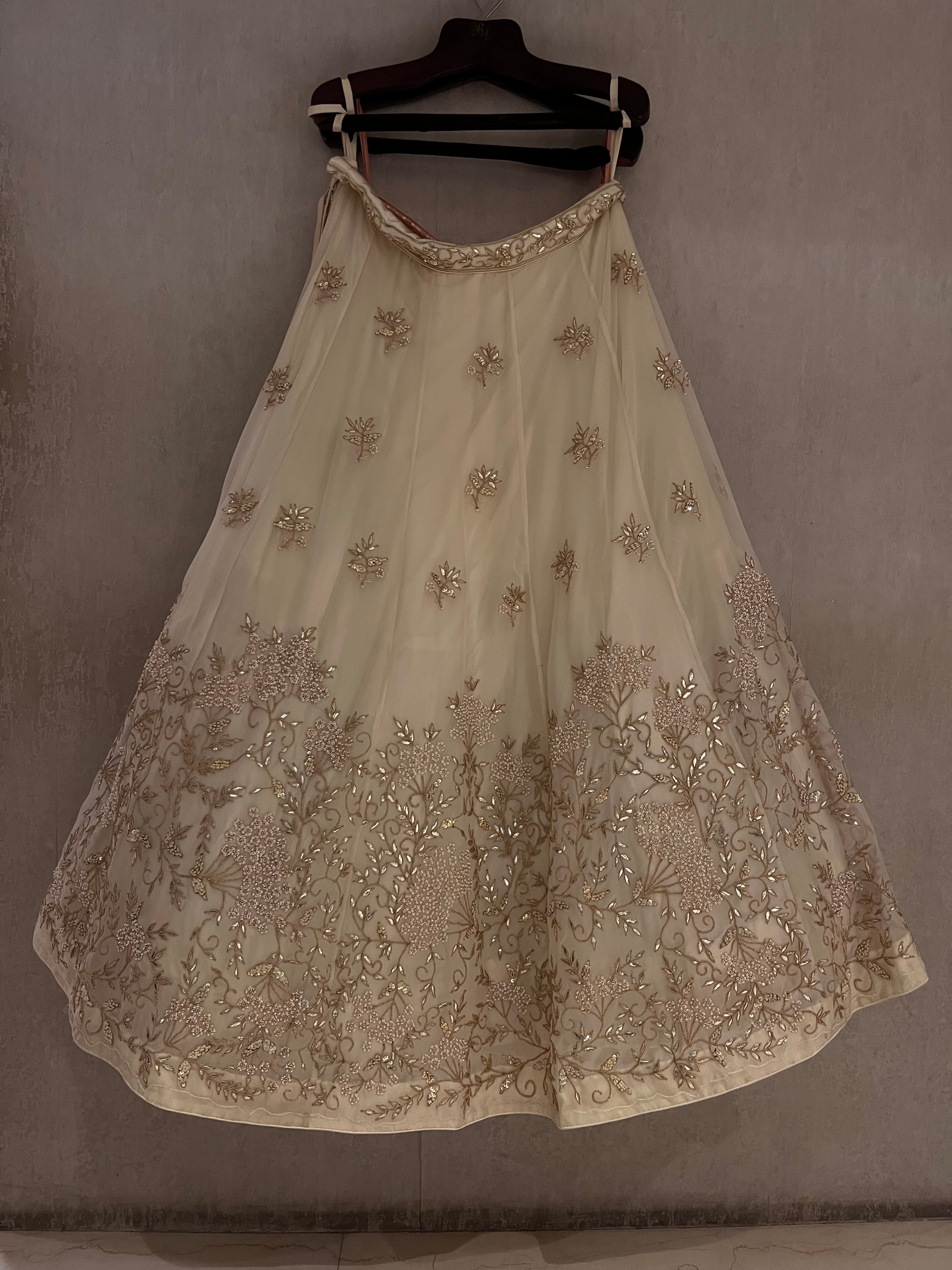 meera traditional lehenga set in ivory
