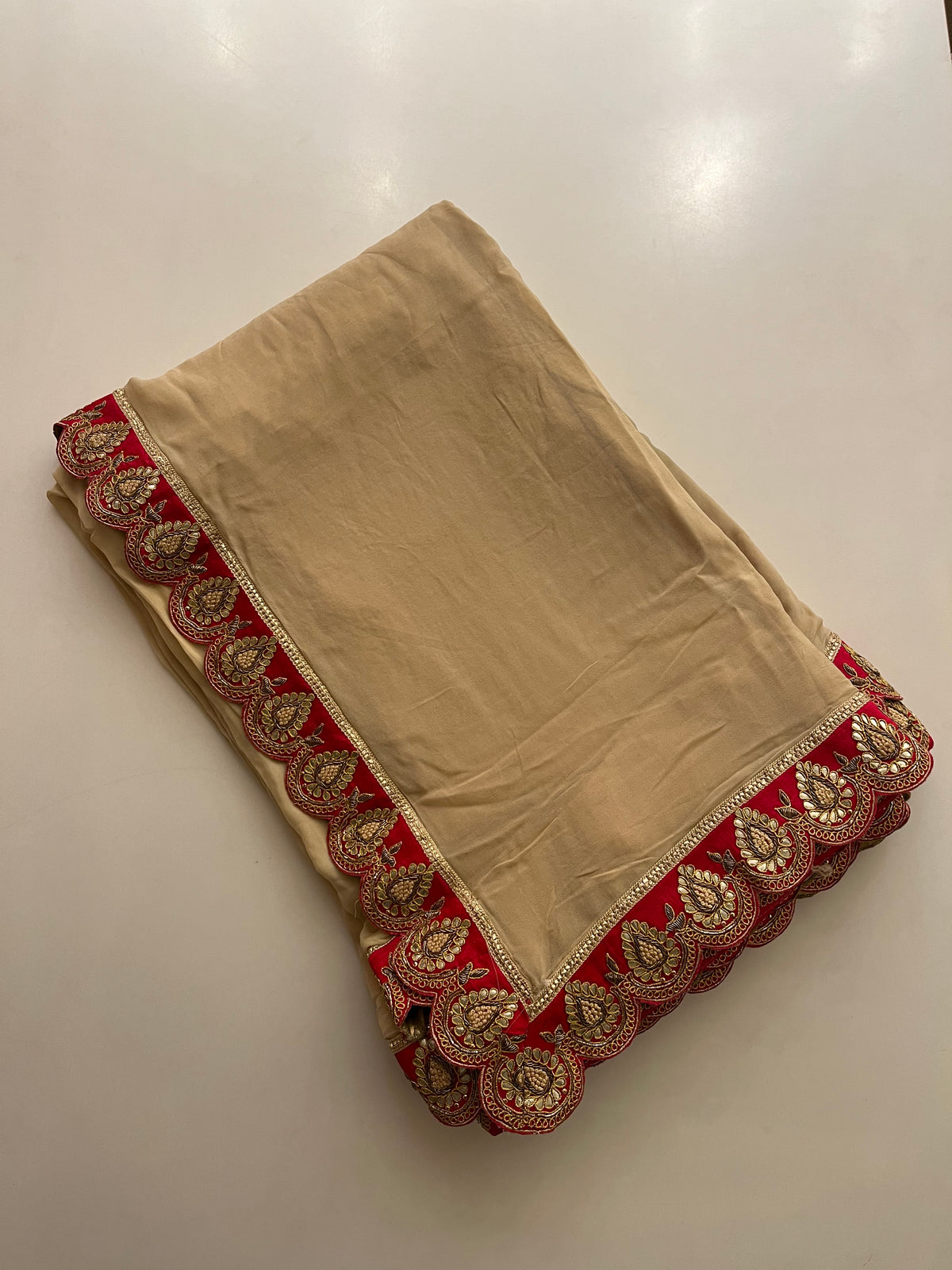 Classic Crème georgette saree