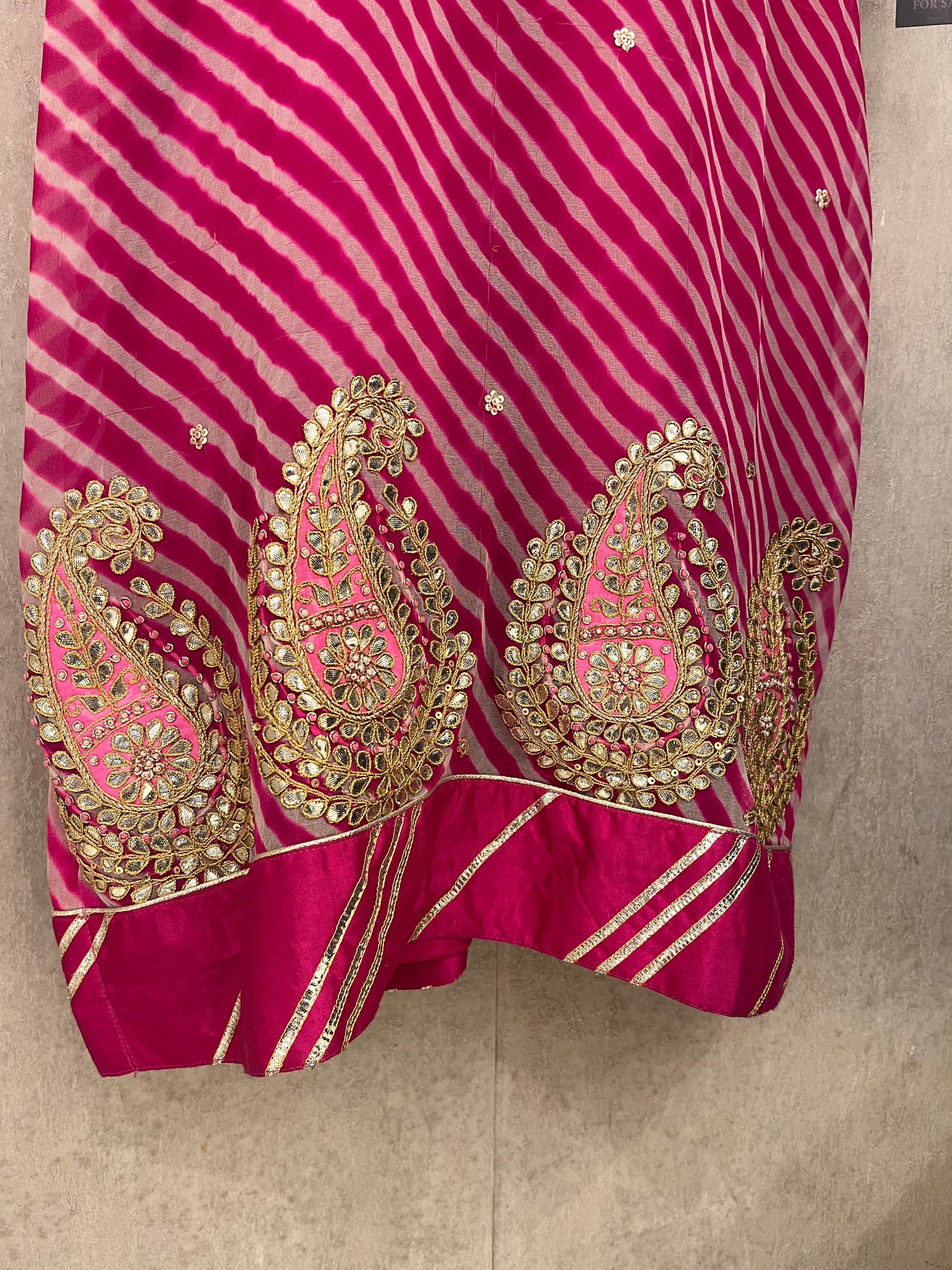 Pink Leheriya Kurti