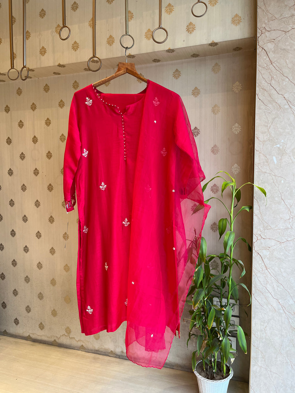 Elegant Raani Pink Suit