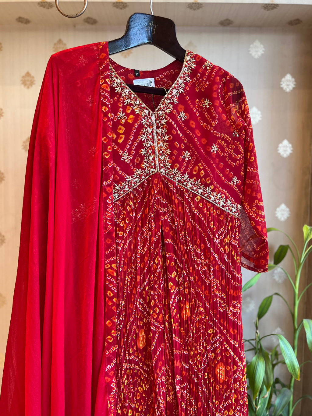Alia Style Red Bandej Suit