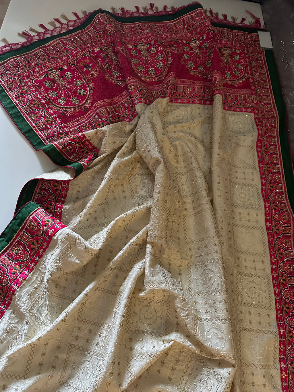 Fancy Lucknowi saree