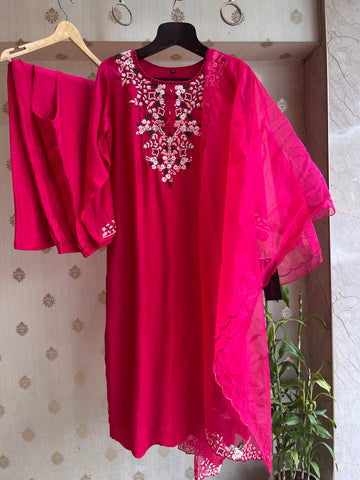 Raani Straight Suit Set