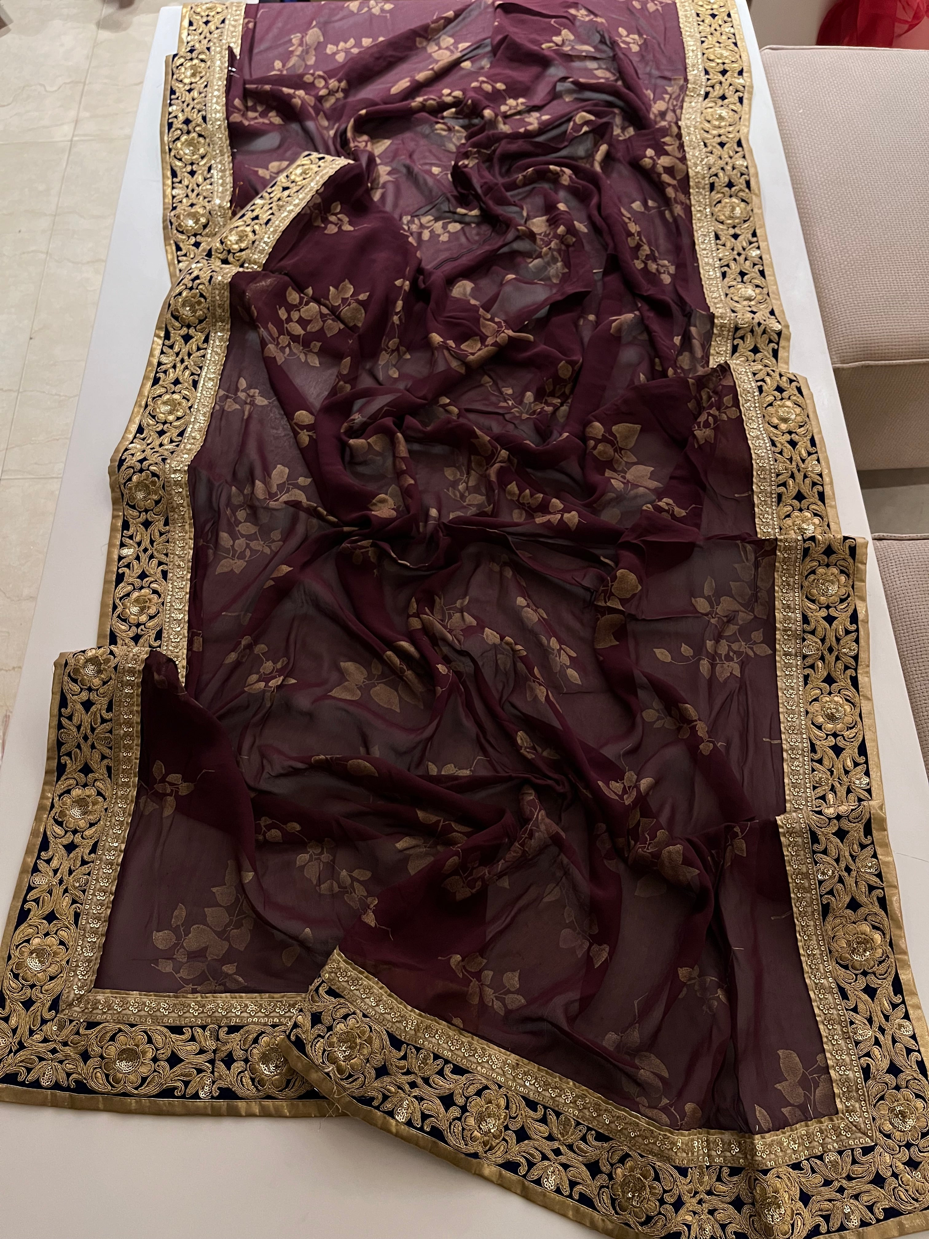wine foil print saree