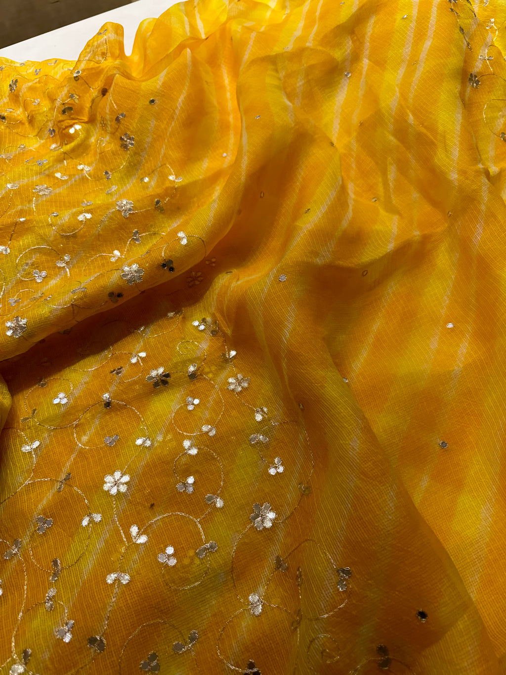 Yellow Lehriya