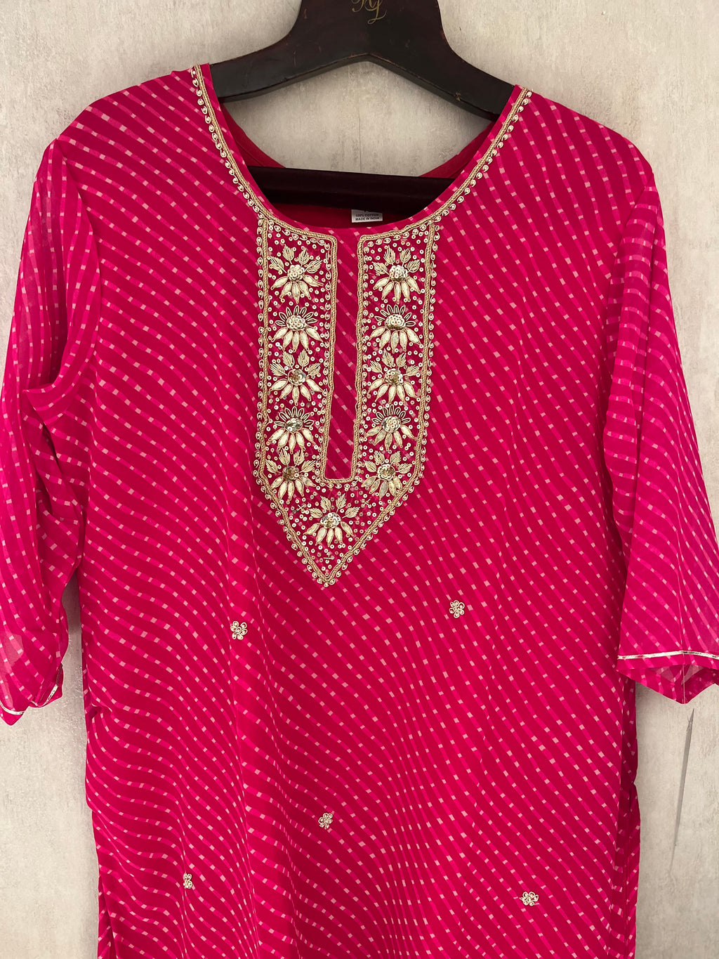 Pink Leheriya Kurti