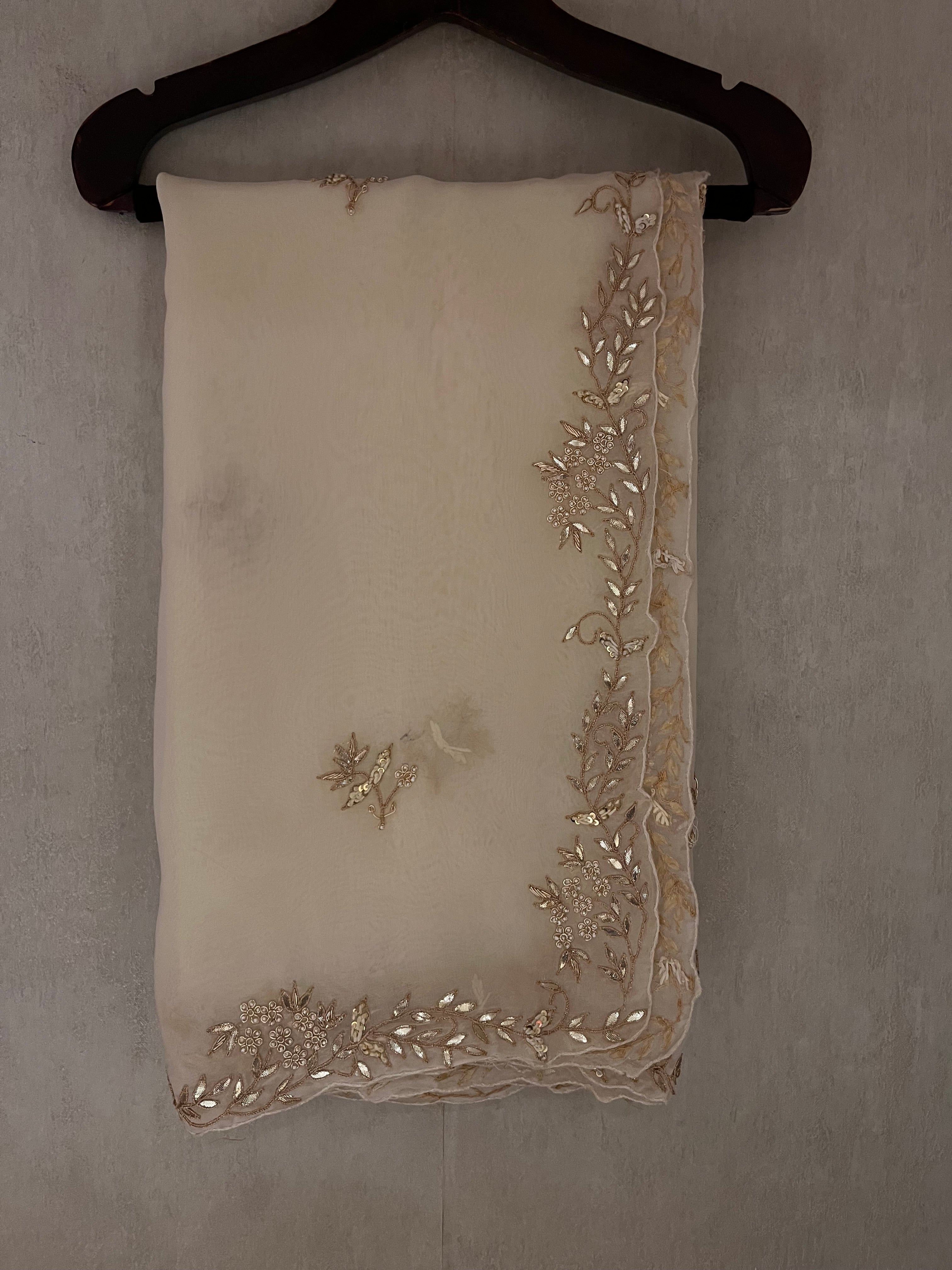 meera traditional lehenga set in ivory