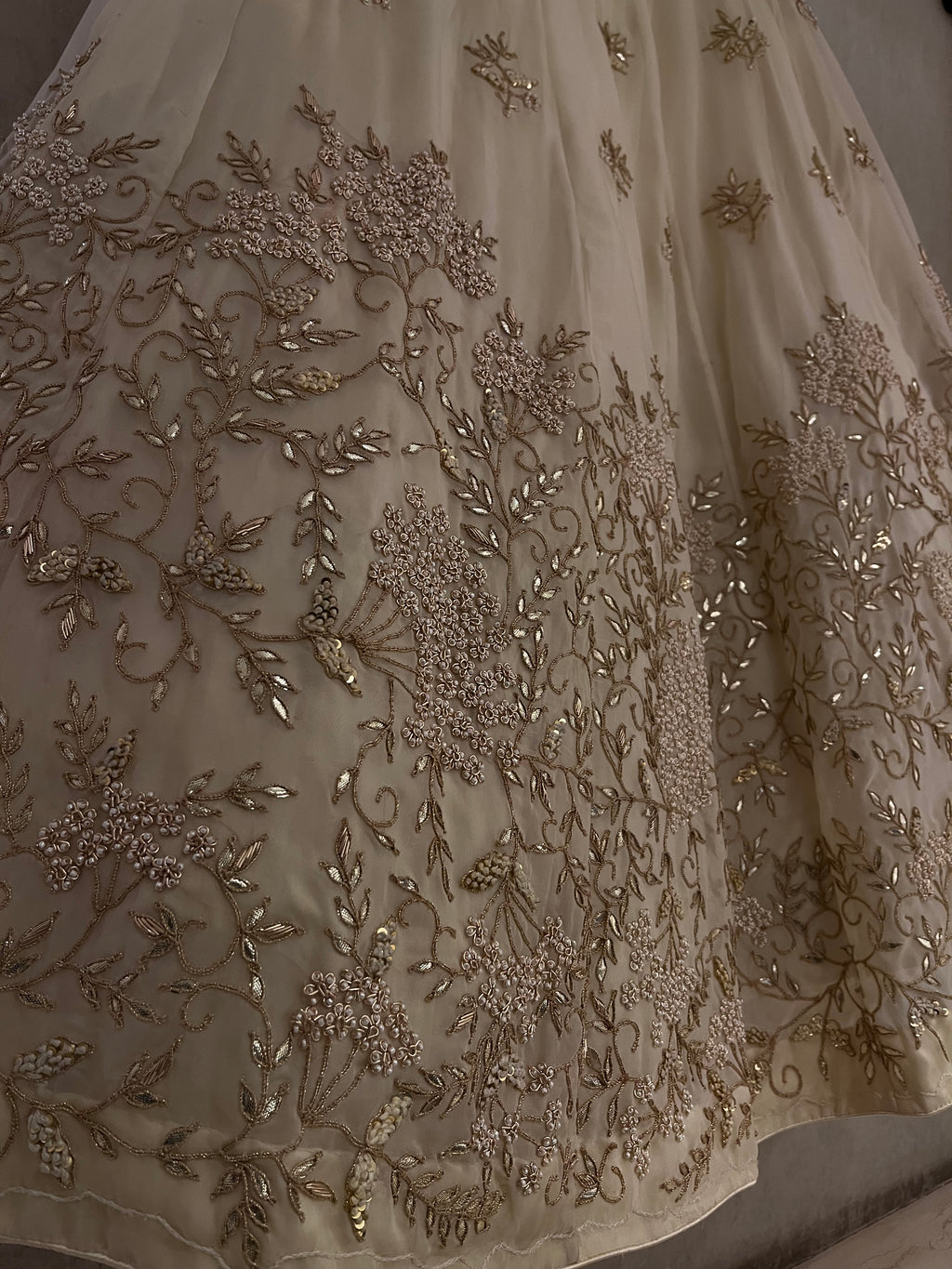 meera traditional lehenga set in ivory