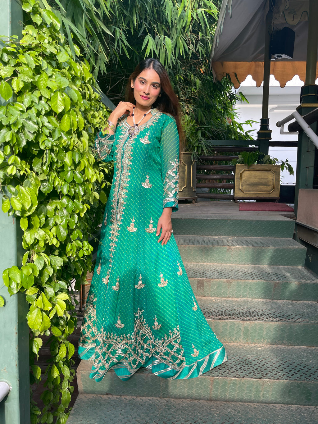 Lehriya mothra suit