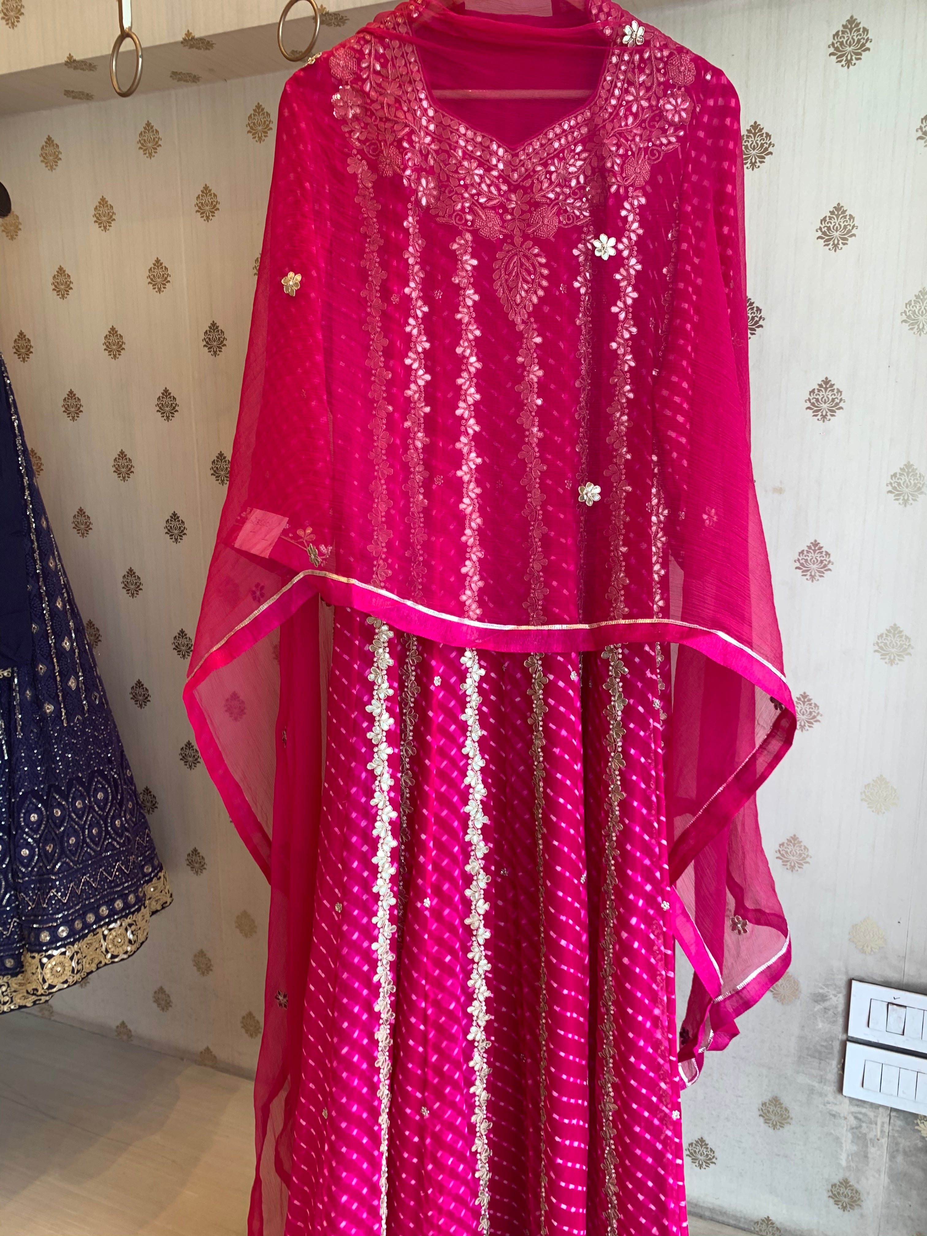 Lehriya mothra Rani suit