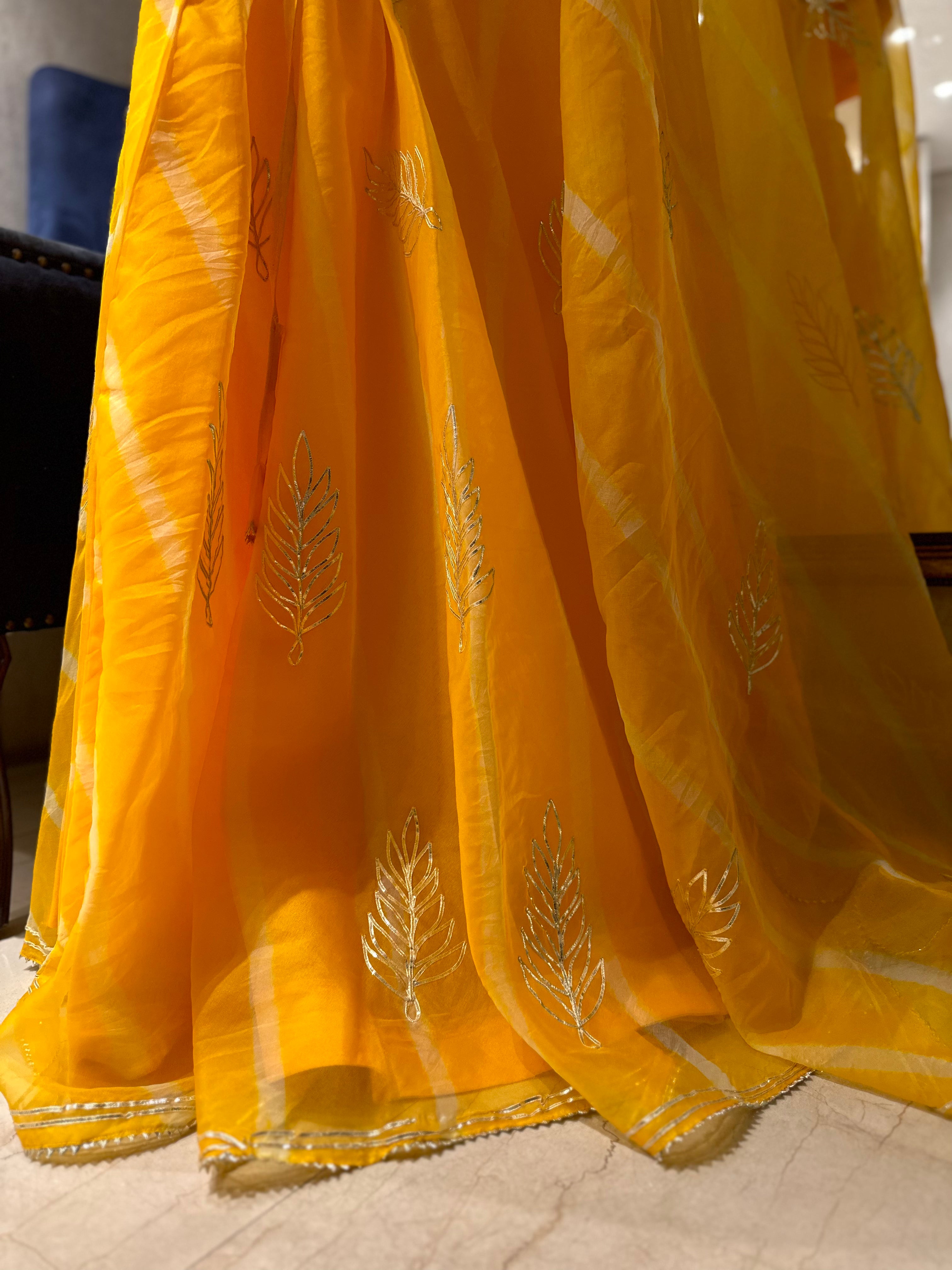 Lehriya Chaniya Choli set