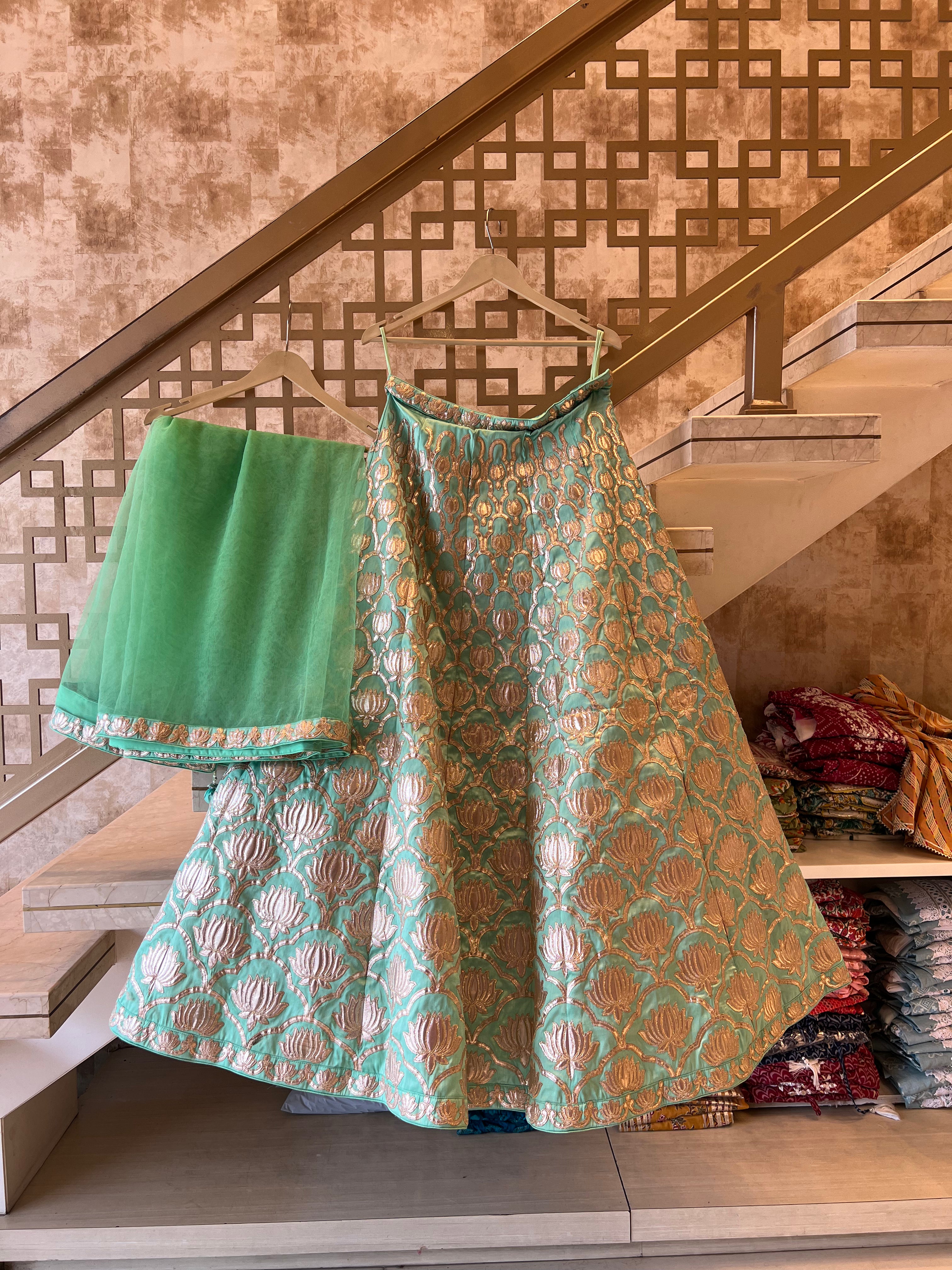 Lotus gotapatti lehenga set