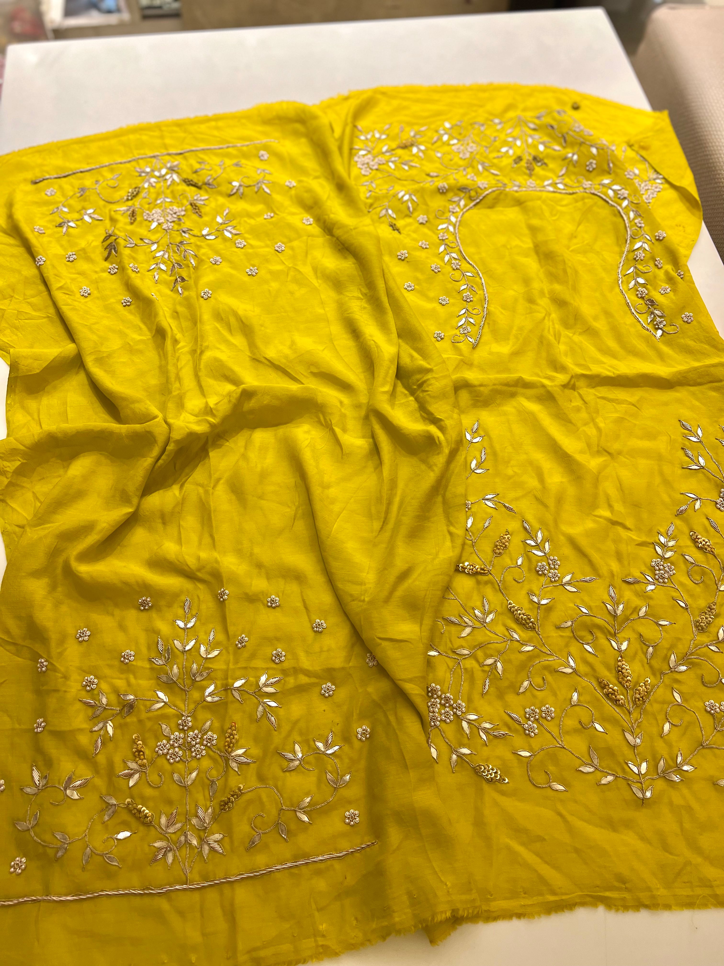 Princess Belle Yellow saree