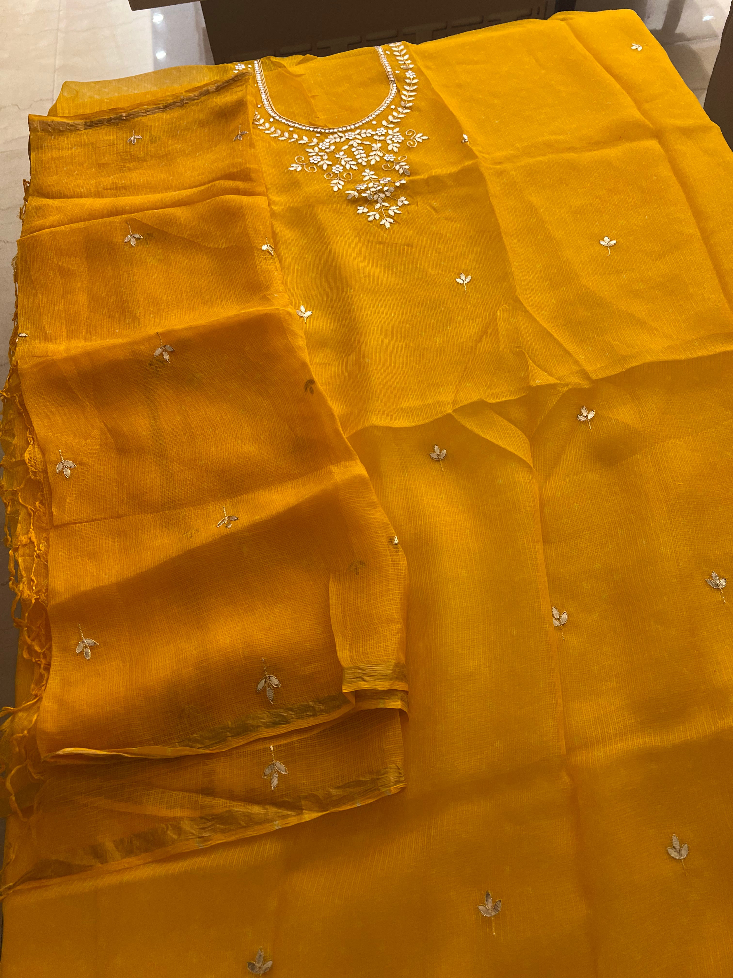 Pure kotasilk unstitched suit