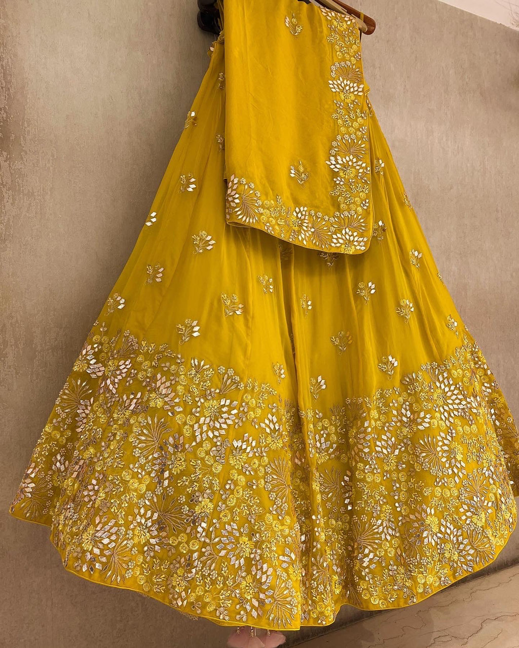 Katcha gota Lehenga set