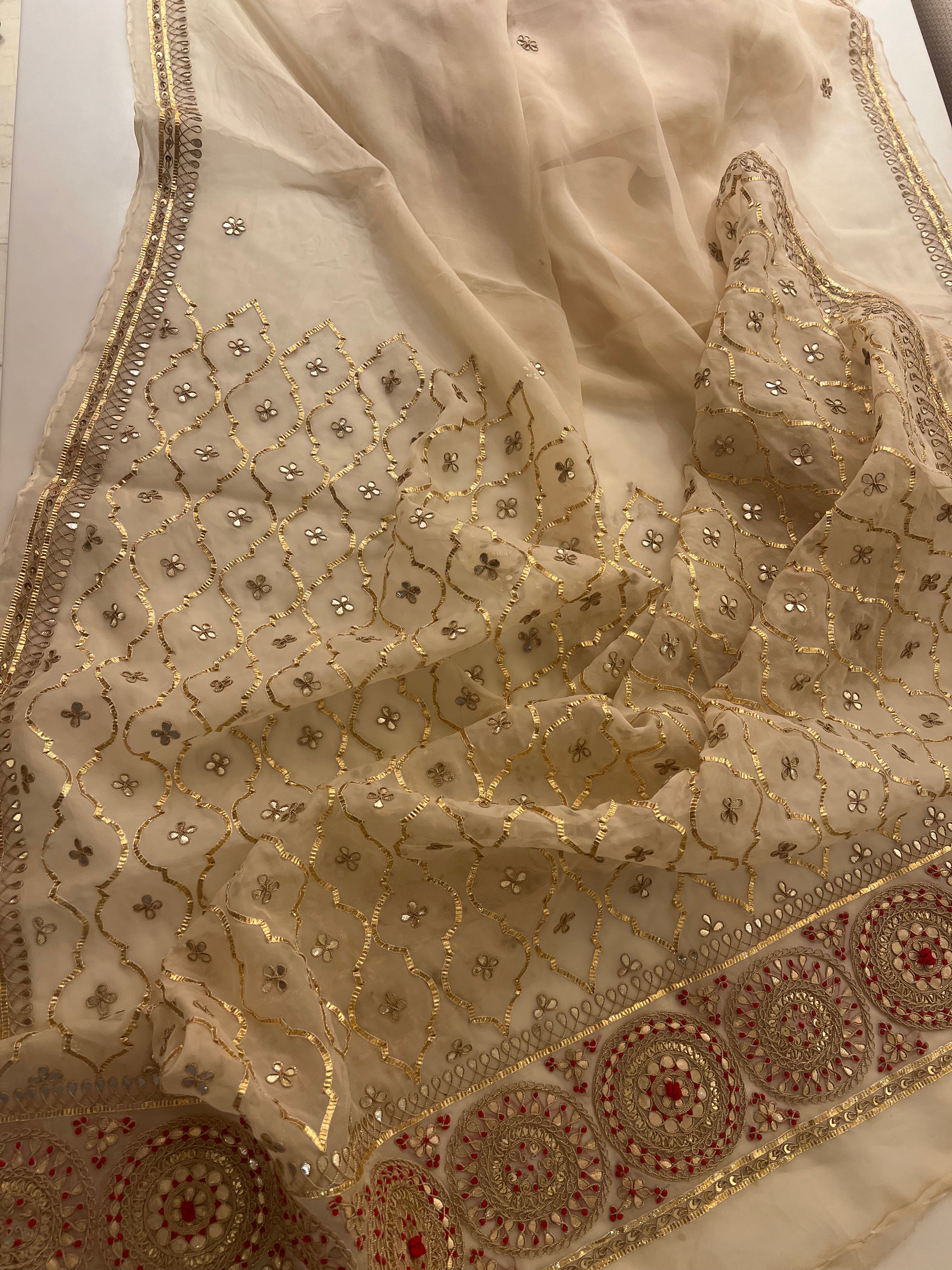 Gotapatti Saree