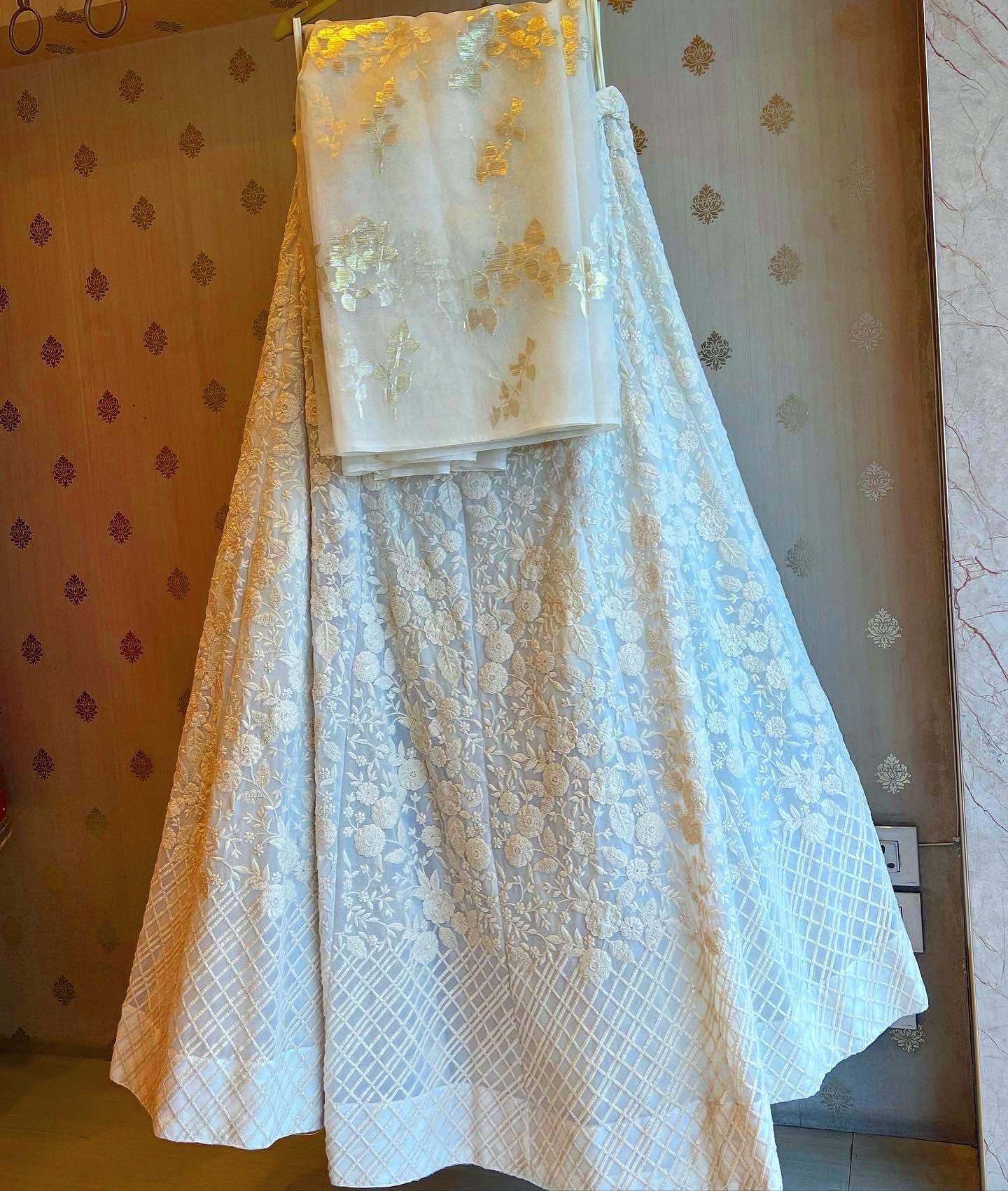 Lucknowi Ivory lehenga