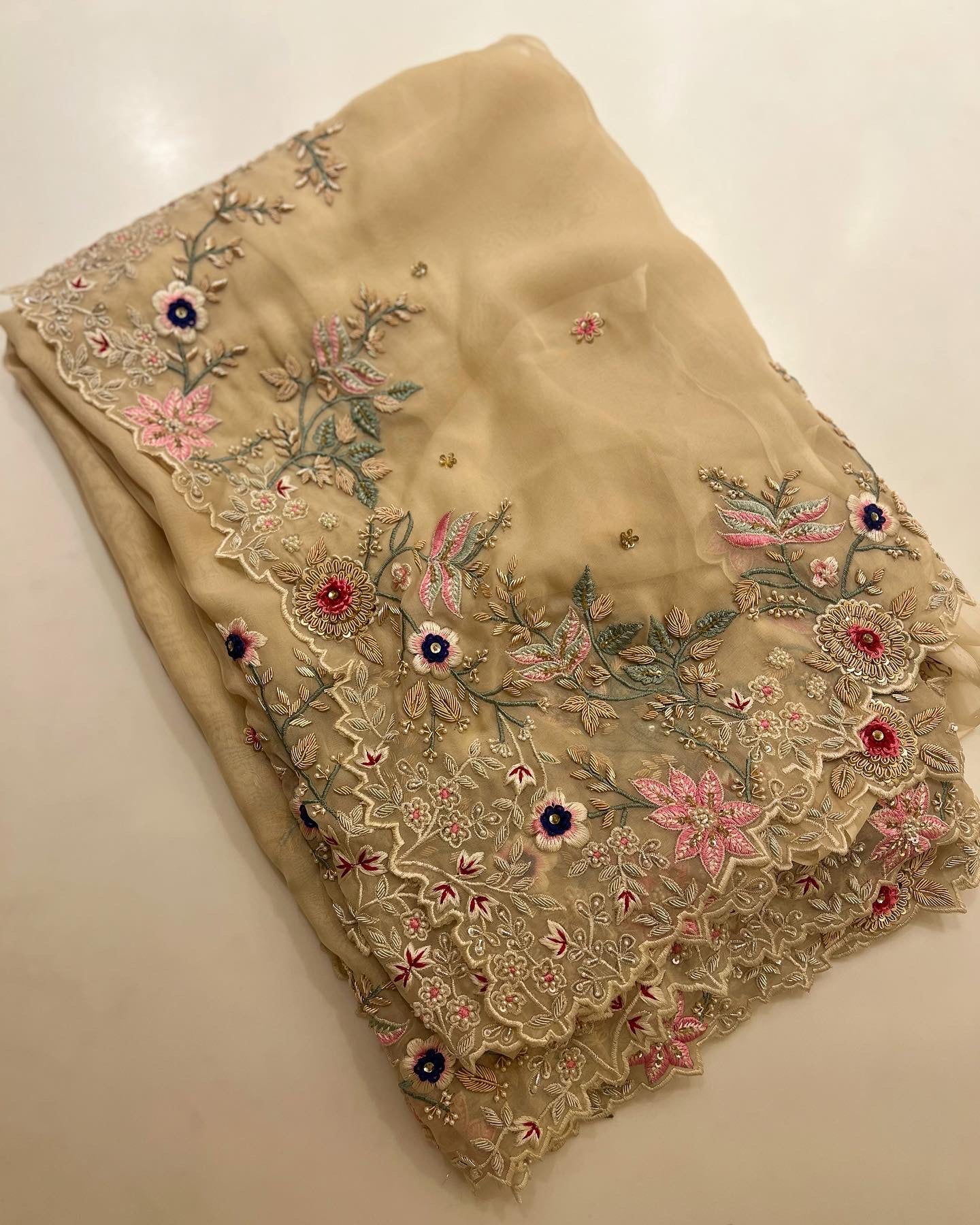 Exclusive  Saree