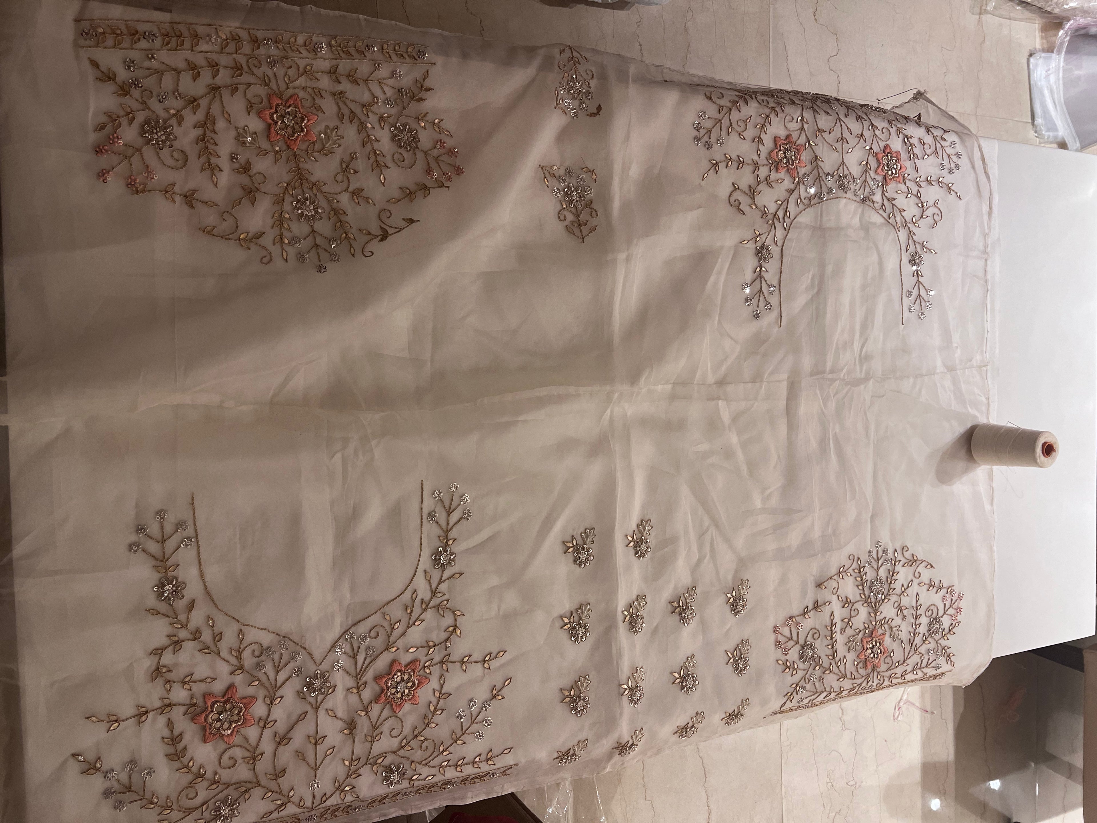 Ivory gotapatti Lehenga set